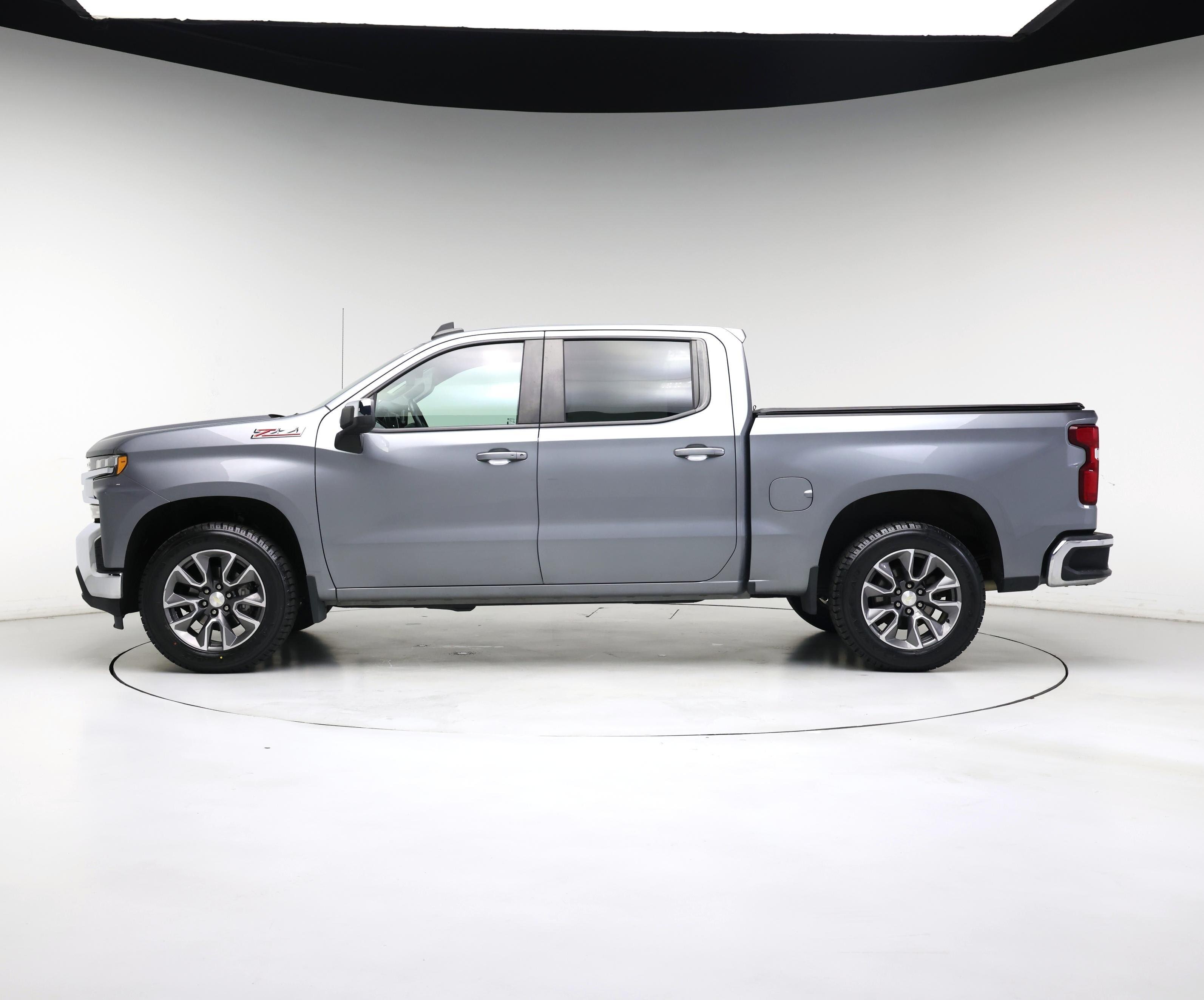 Thumbnail: 2021 Chevrolet Silverado 1500 - 3