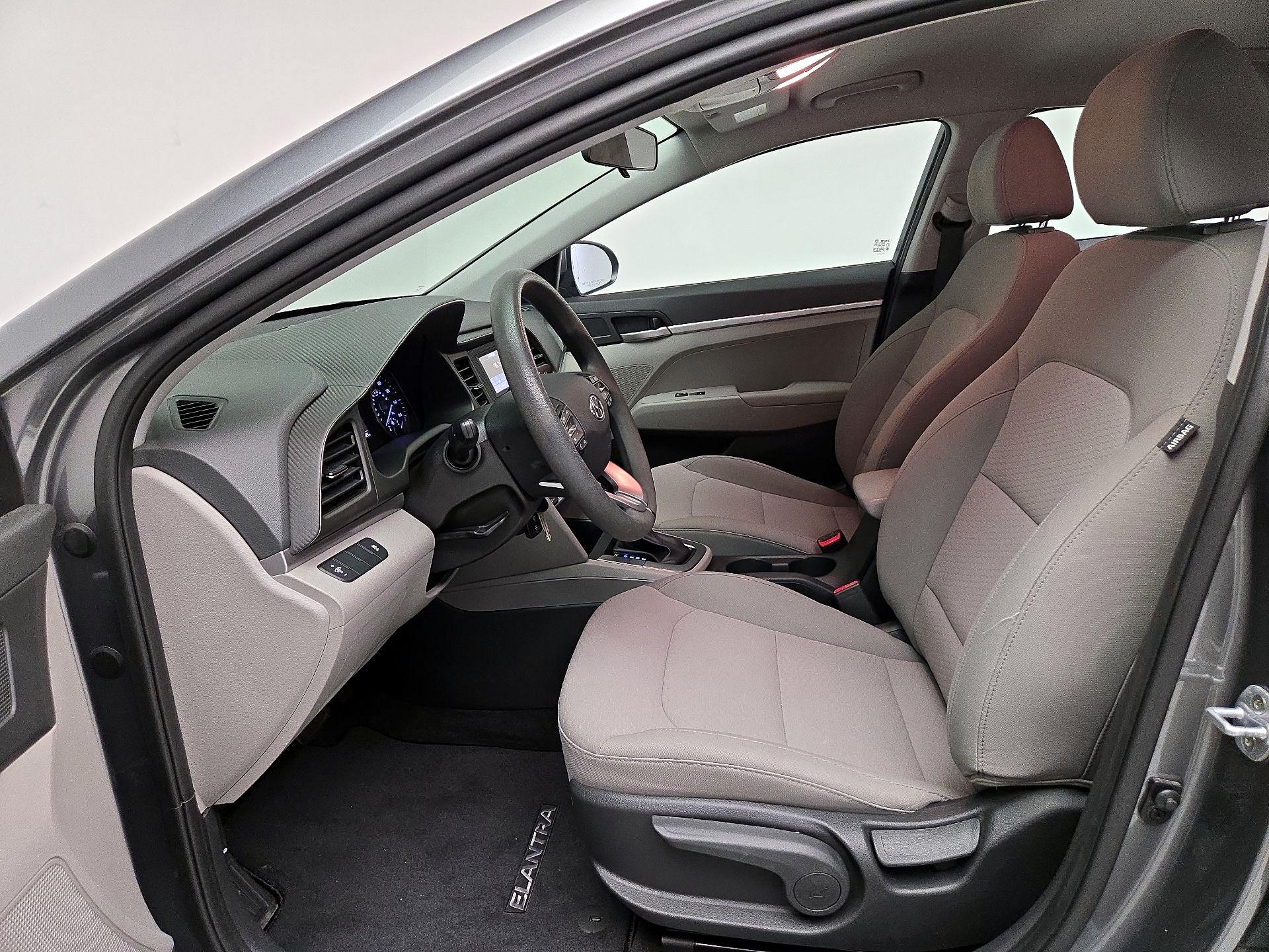 Thumbnail: 2019 Hyundai Elantra - 11