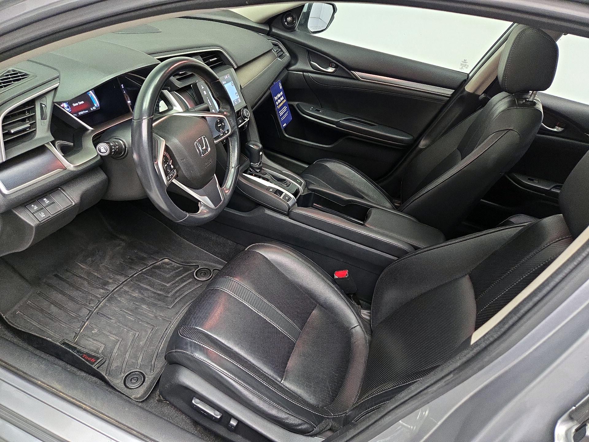 Thumbnail: 2016 Honda Civic - 11