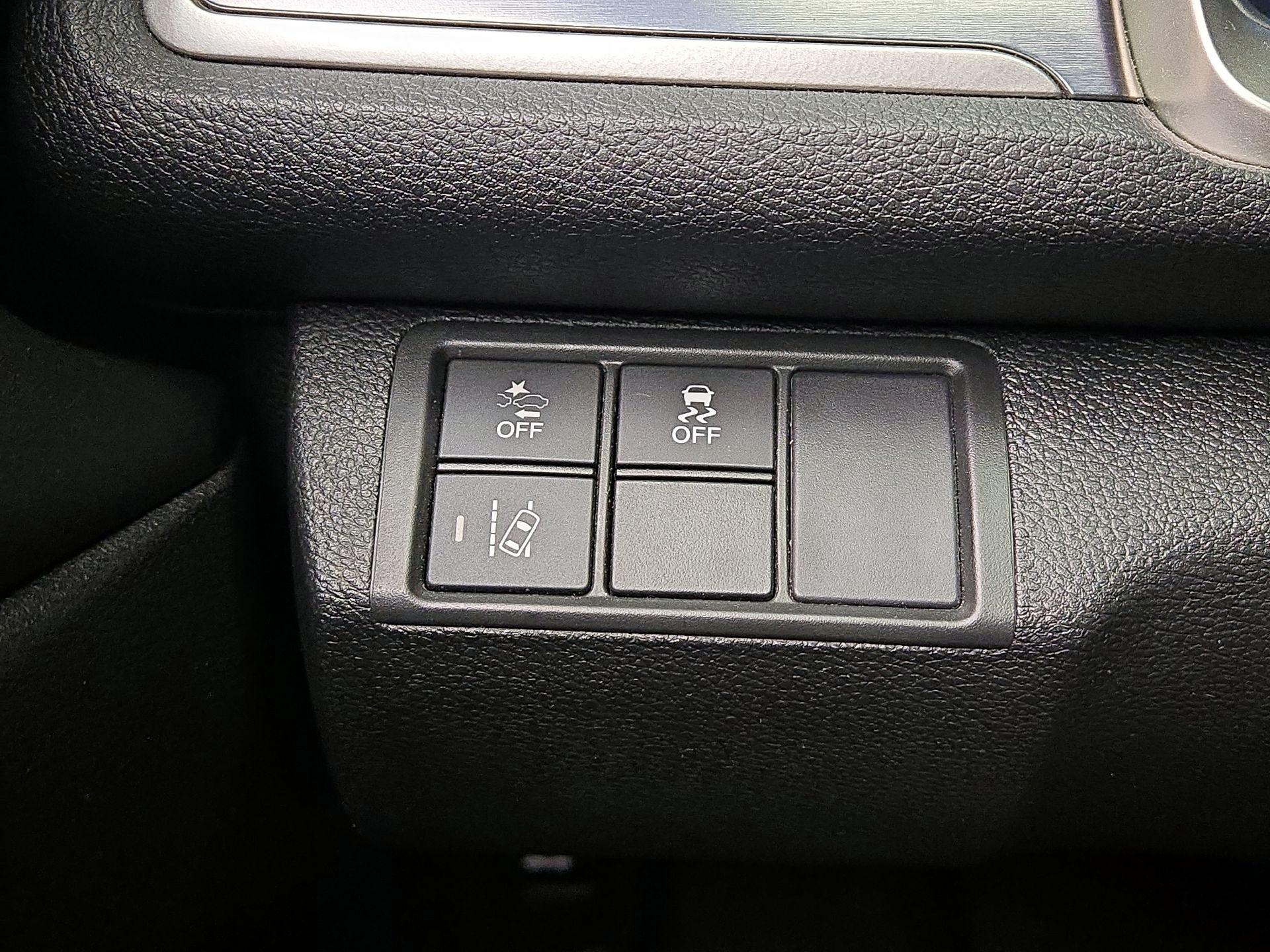 Thumbnail: 2016 Honda Civic - 13