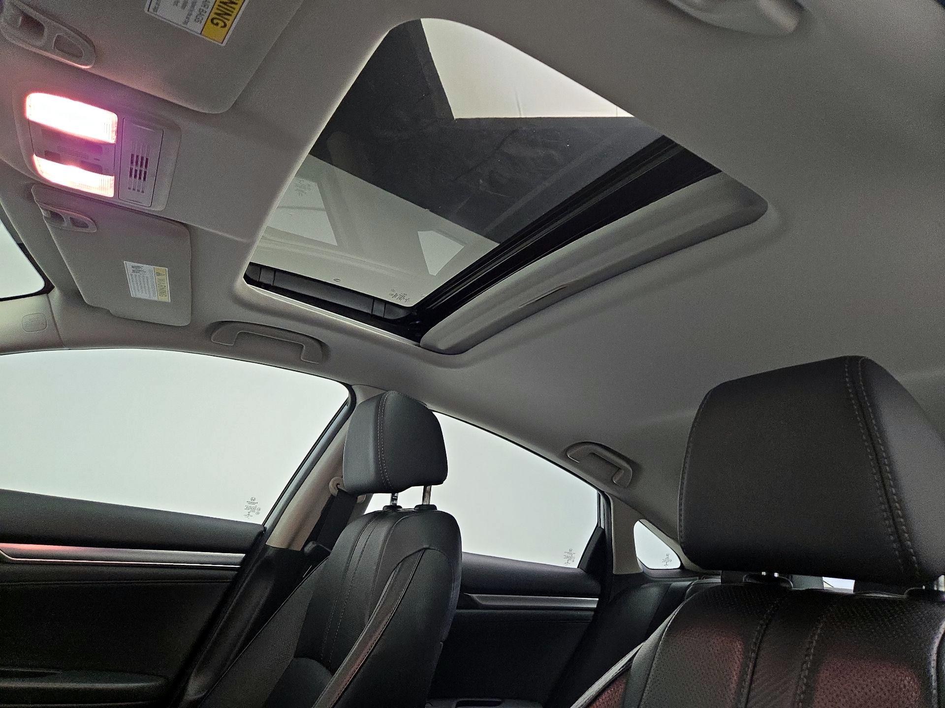 Thumbnail: 2016 Honda Civic - 20