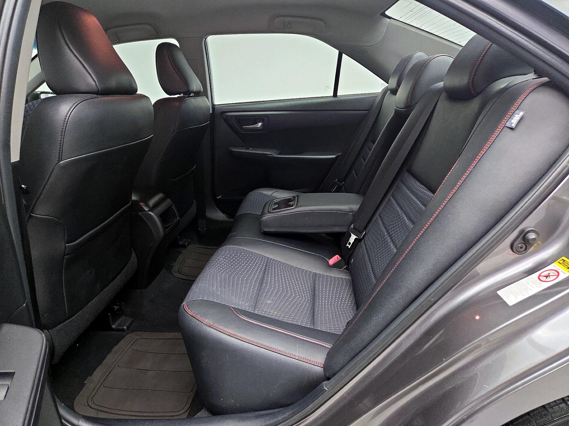 Thumbnail: 2015 Toyota Camry - 19
