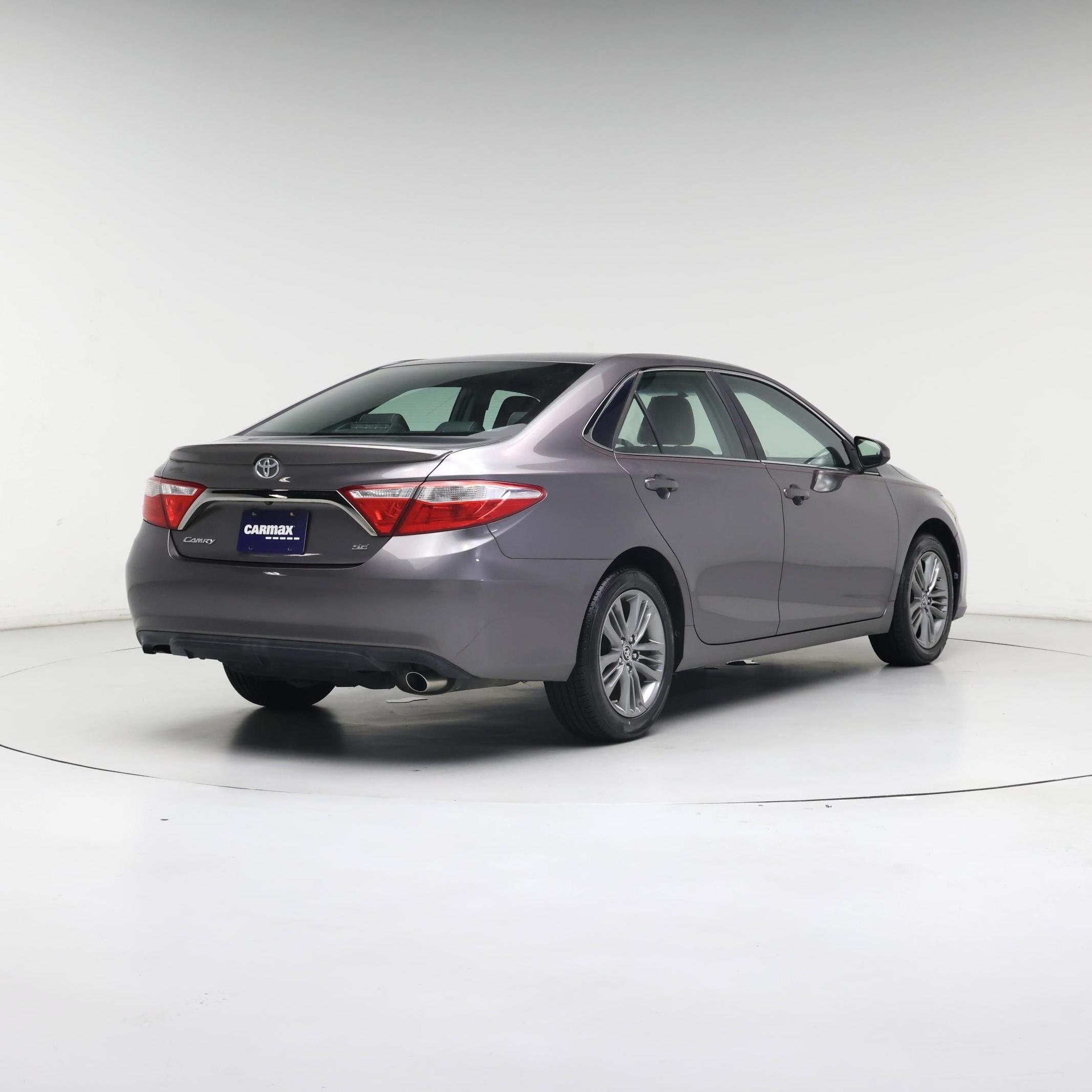 Thumbnail: 2015 Toyota Camry - 8