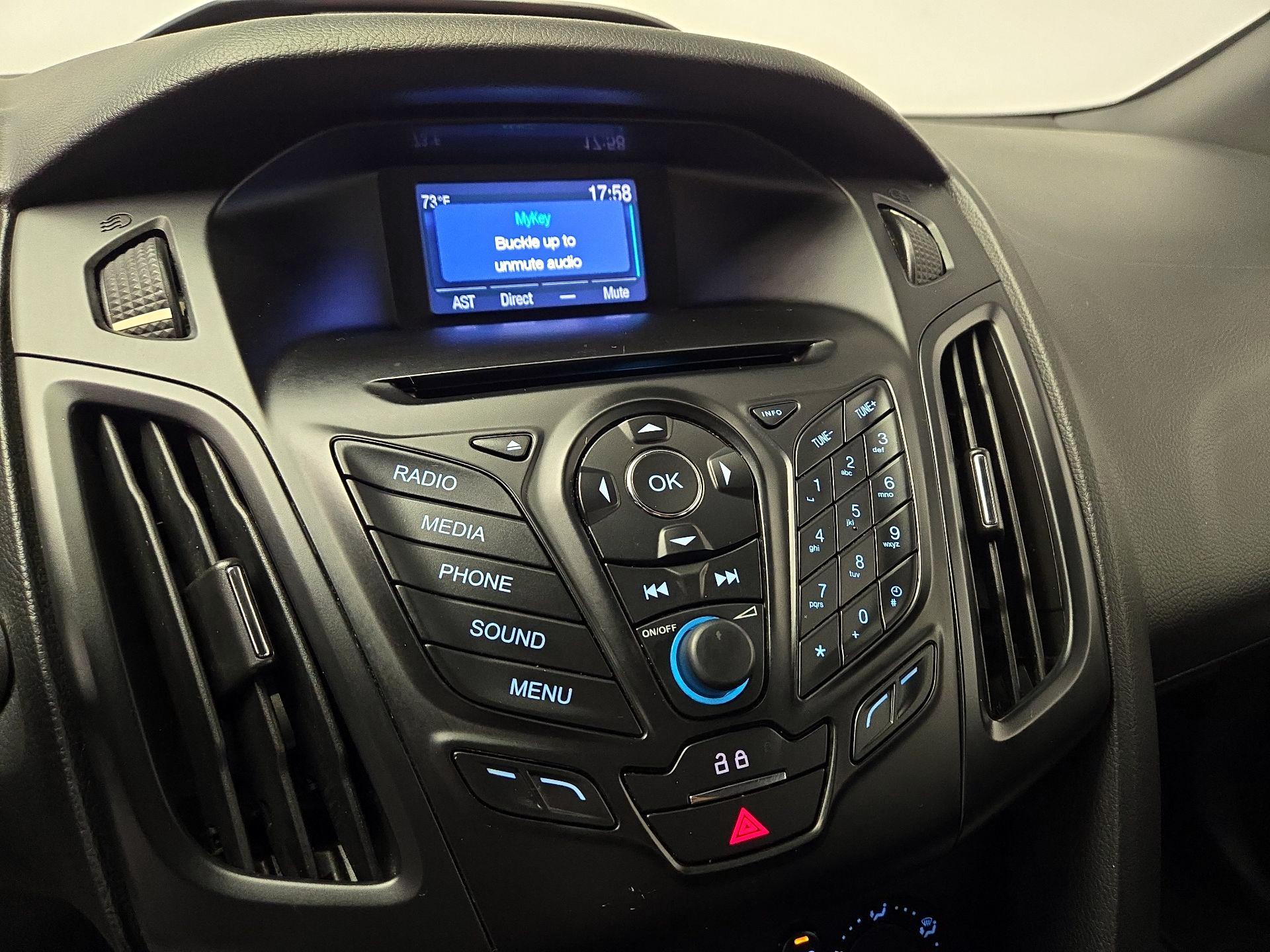 Thumbnail: 2014 Ford Focus - 14