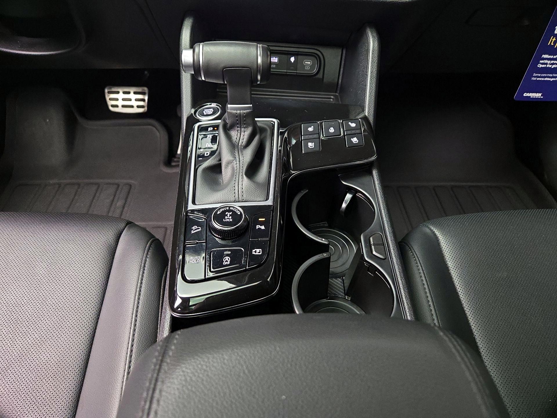 Thumbnail: 2023 Kia Sportage - 18