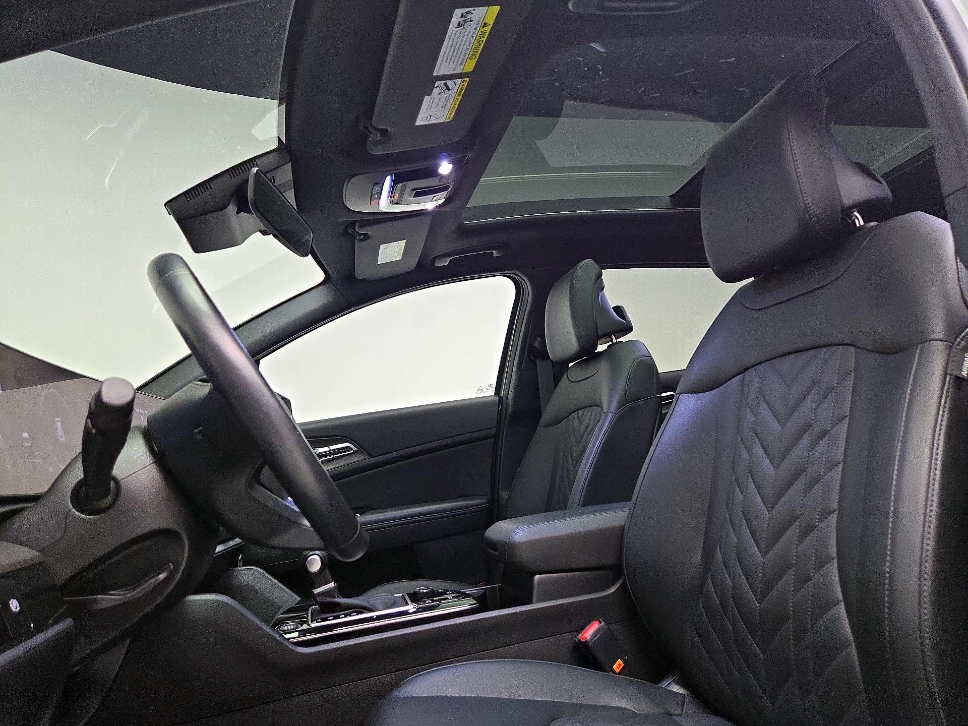Thumbnail: 2023 Kia Sportage - 20