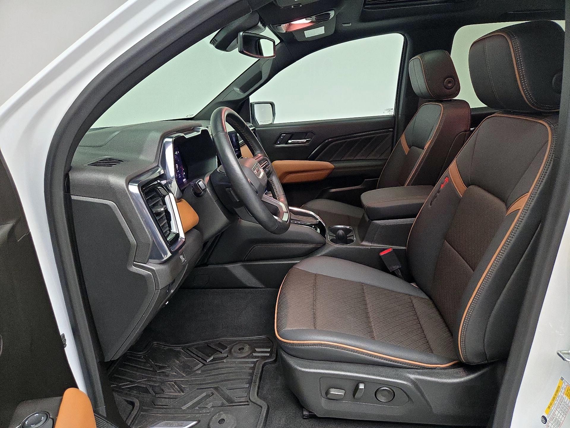 Thumbnail: 2024 GMC Canyon - 11