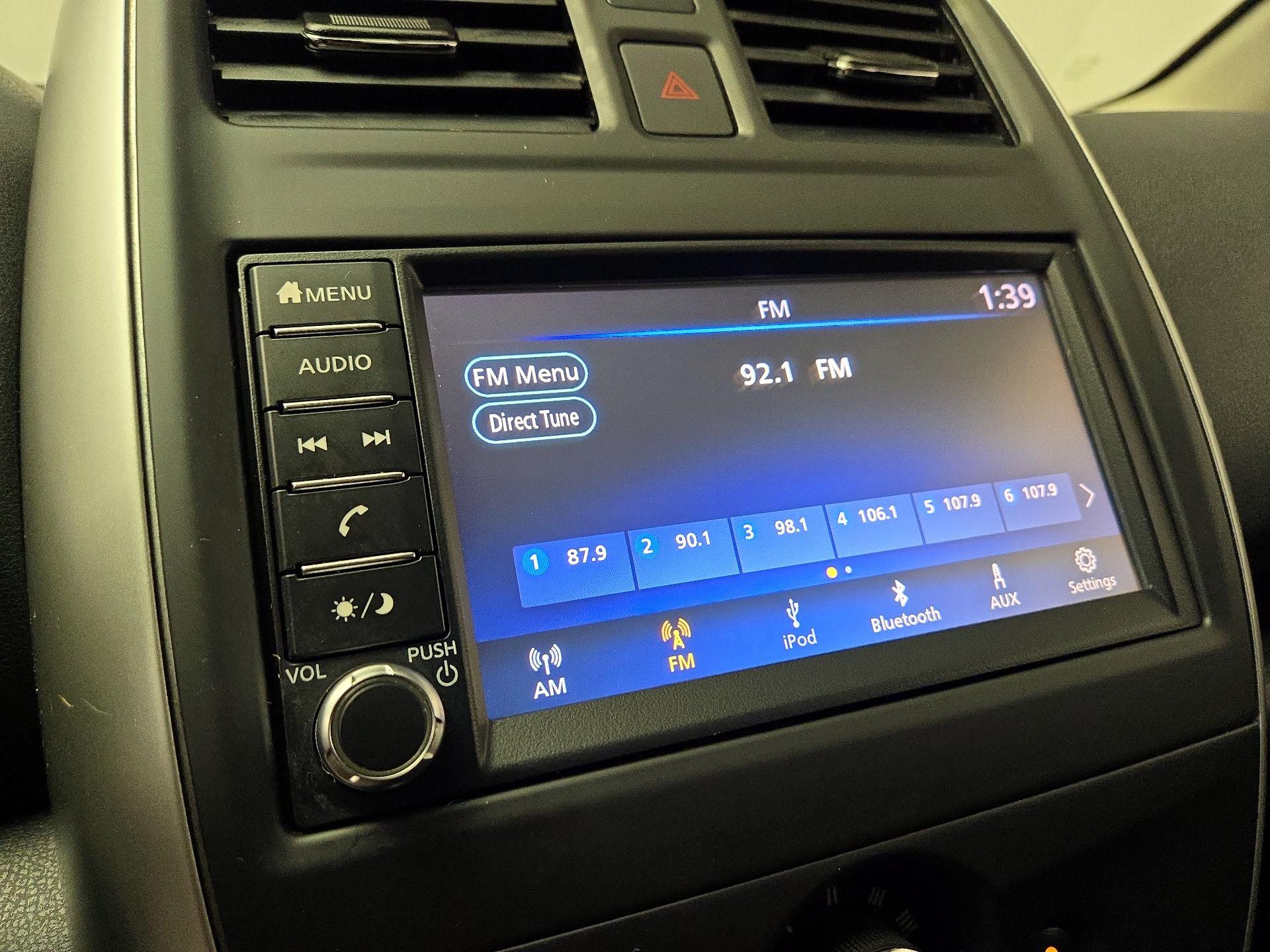 Thumbnail: 2019 Nissan Versa Note - 15