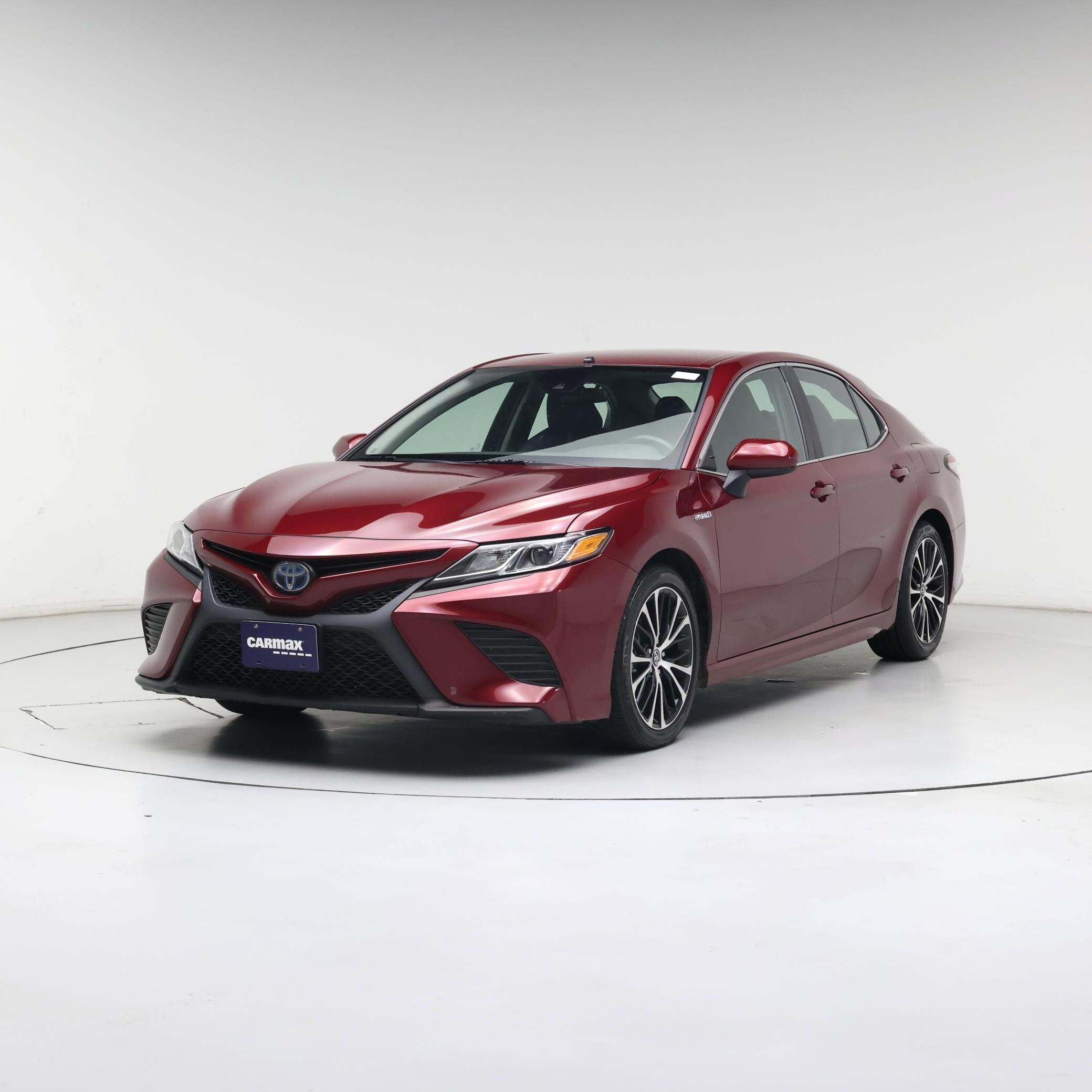 Thumbnail: 2018 Toyota Camry - 4