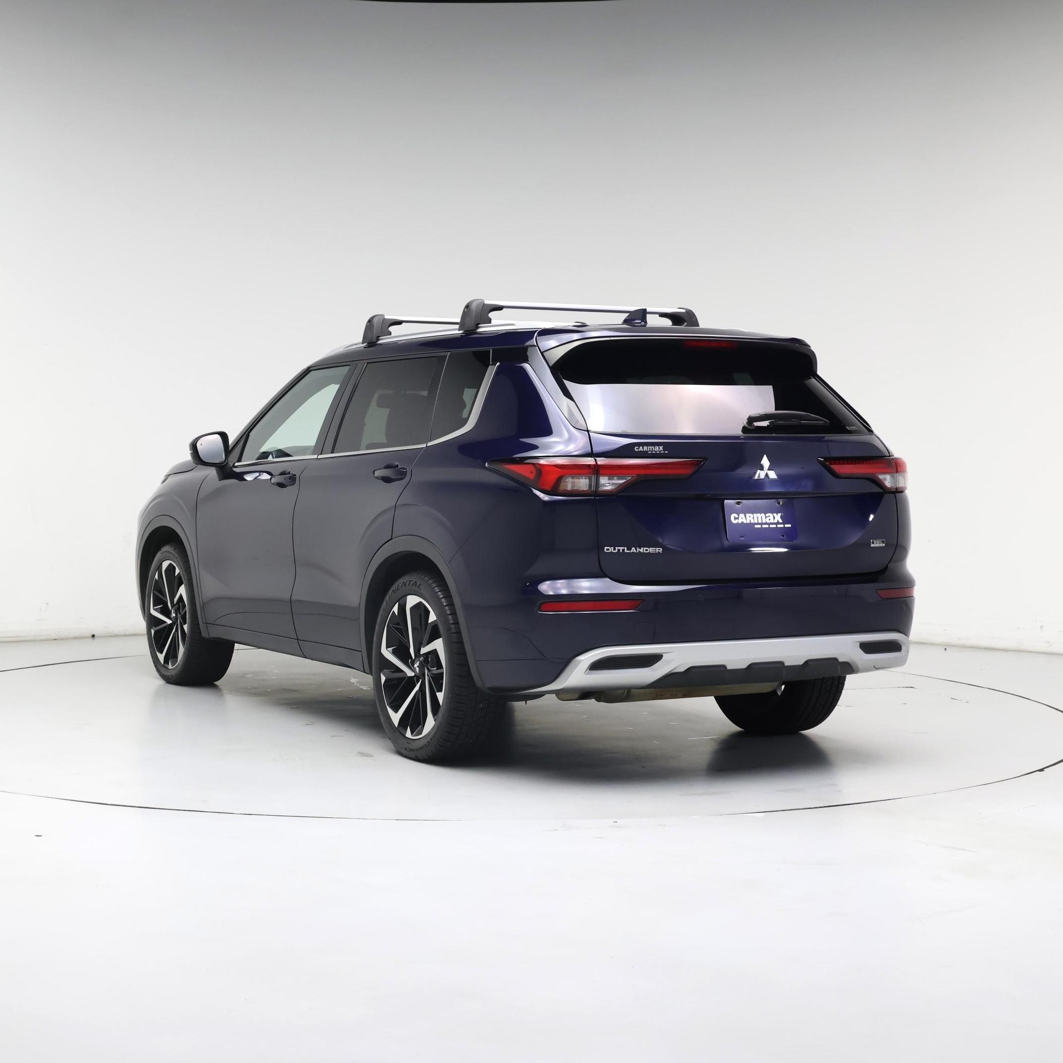 Thumbnail: 2022 Mitsubishi Outlander - 2