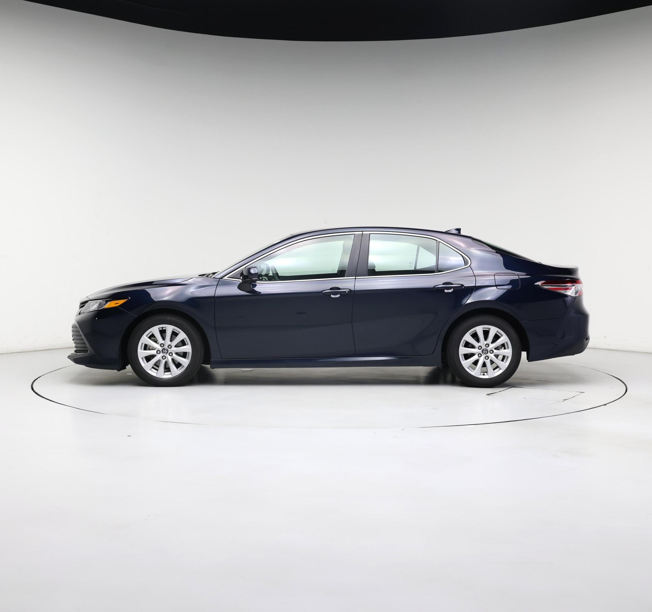 Thumbnail: 2020 Toyota Camry - 3