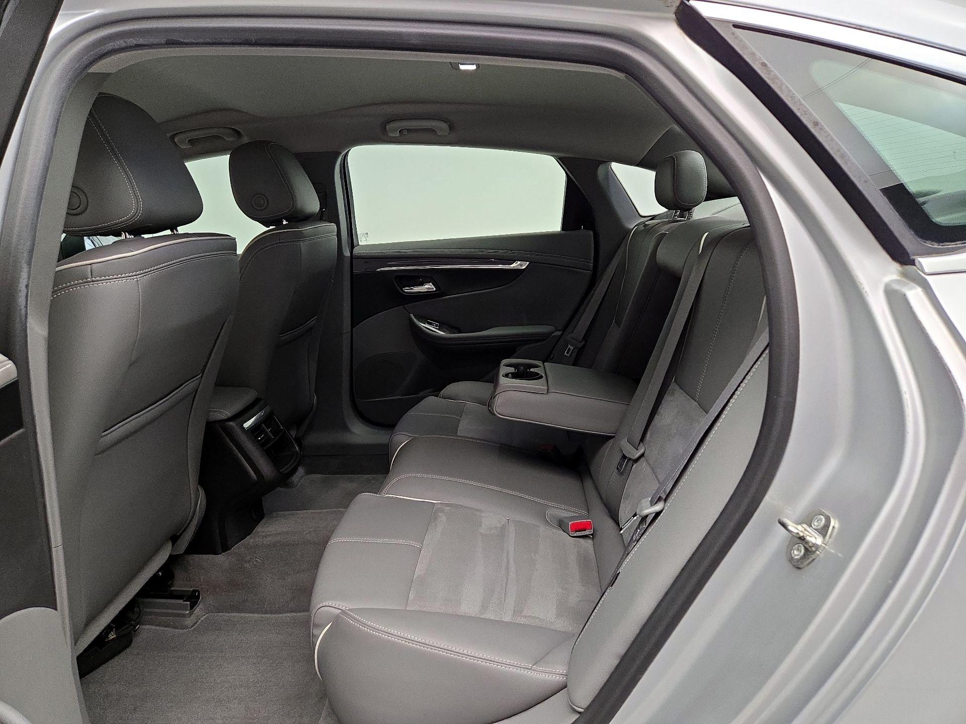 Thumbnail: 2015 Chevrolet Impala - 19