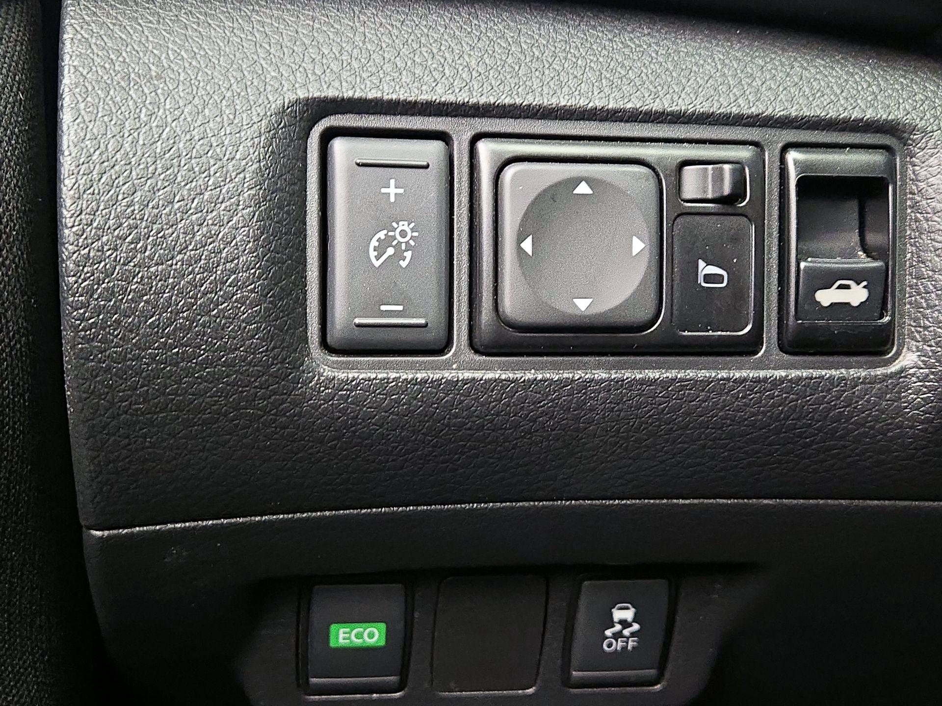 Thumbnail: 2019 Nissan Sentra - 13