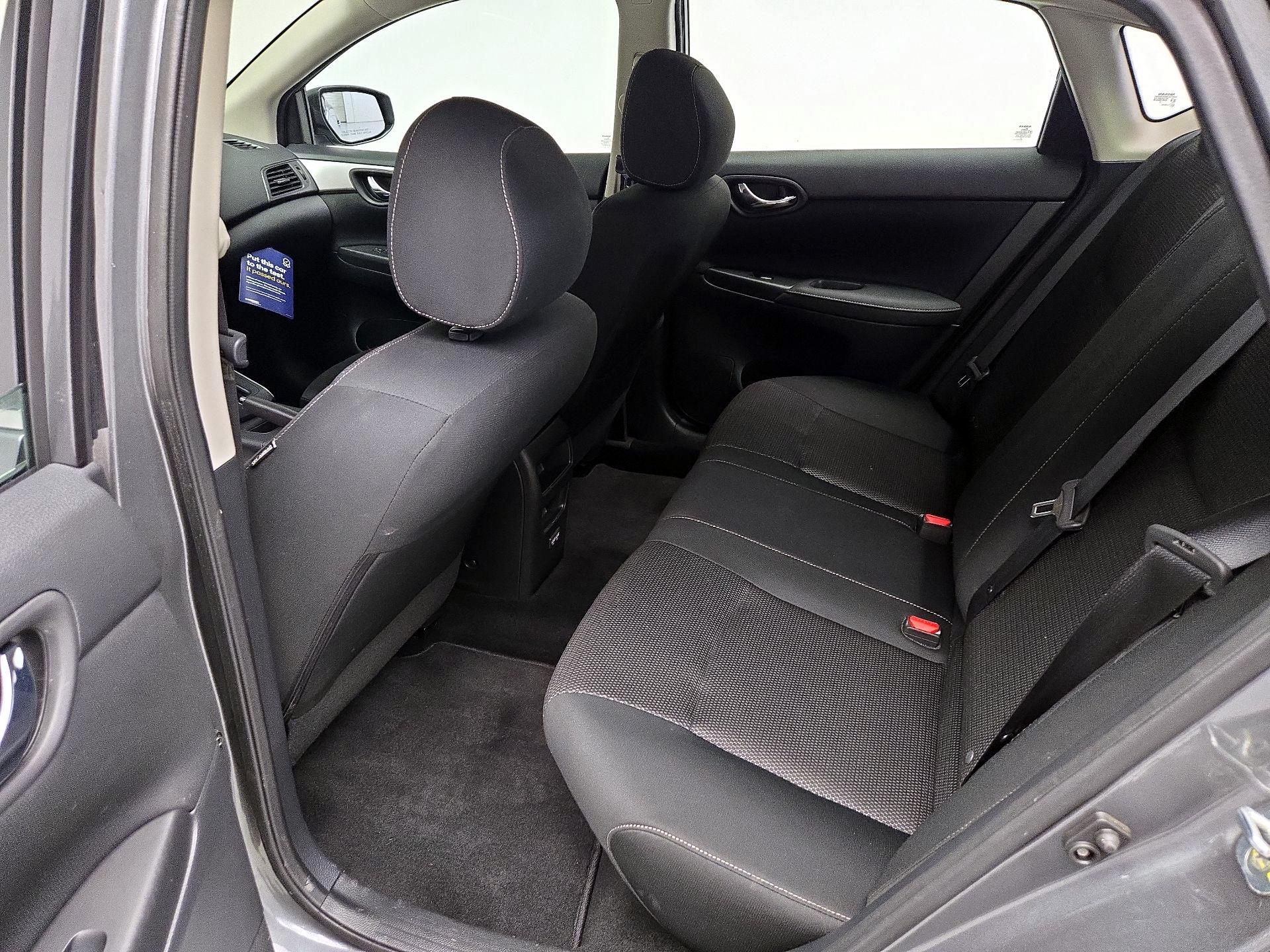 Thumbnail: 2019 Nissan Sentra - 19