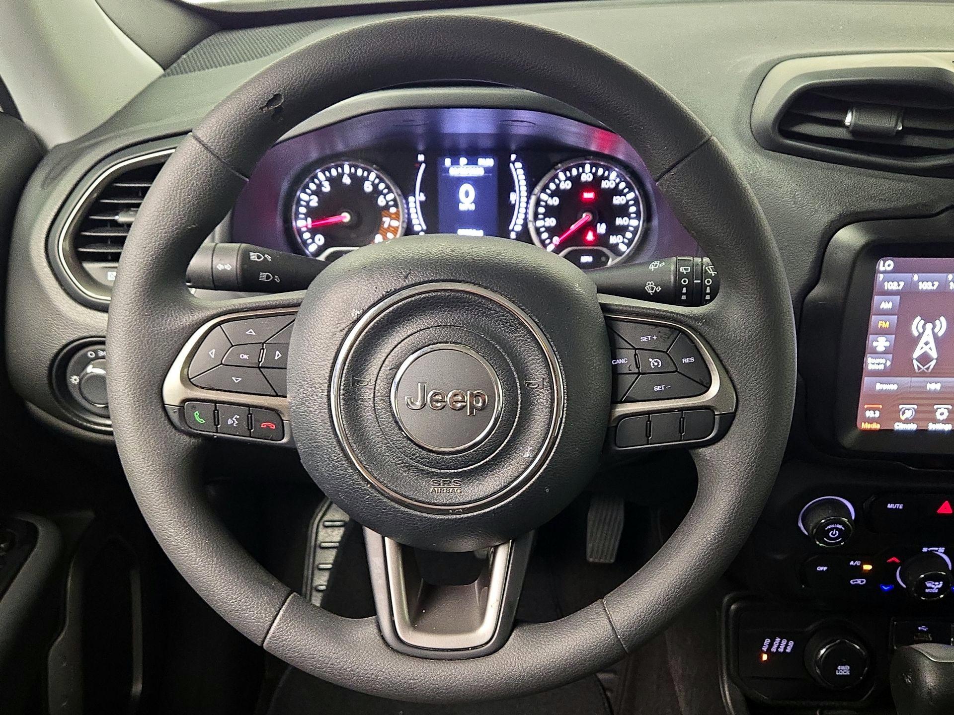 Thumbnail: 2022 Jeep Renegade - 10