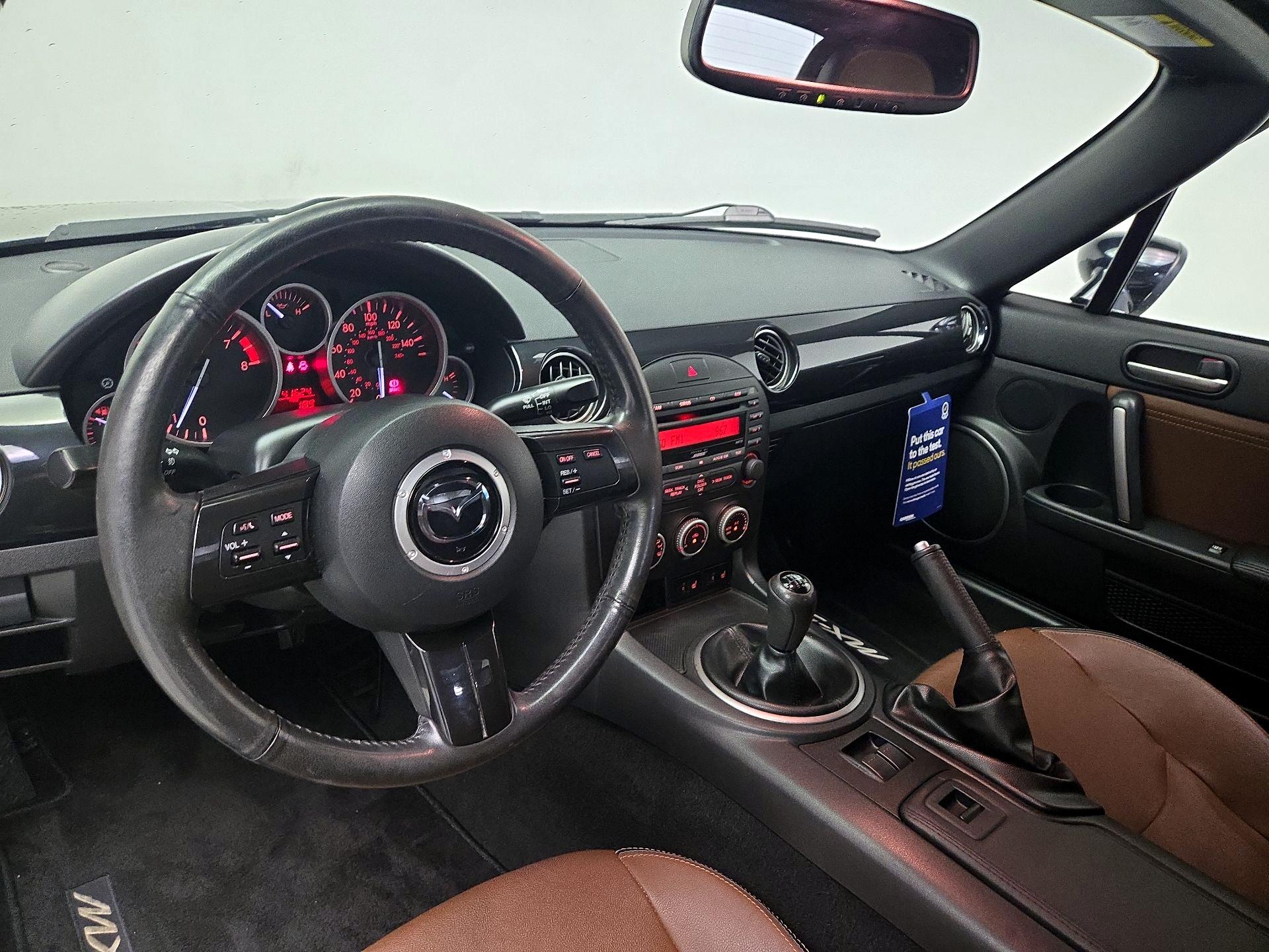 Thumbnail: 2015 Mazda MX-5 Miata - 9