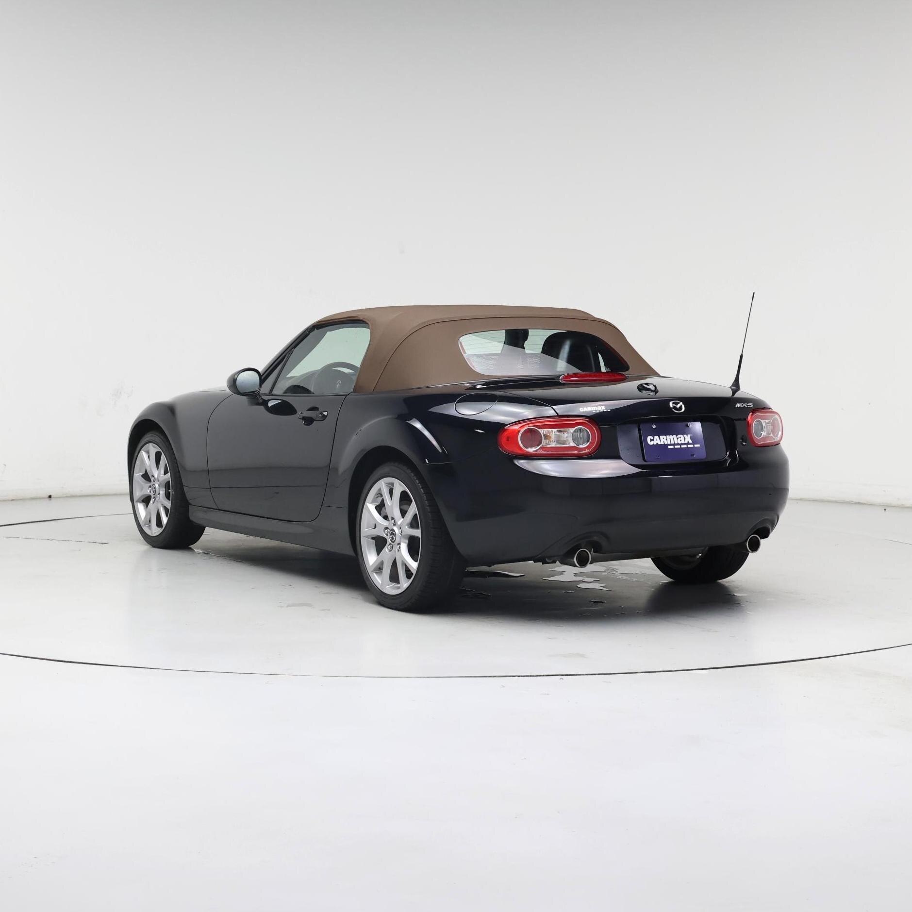 Thumbnail: 2015 Mazda MX-5 Miata - 2