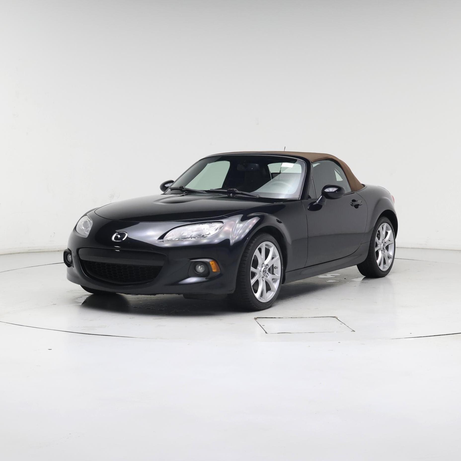 Thumbnail: 2015 Mazda MX-5 Miata - 4
