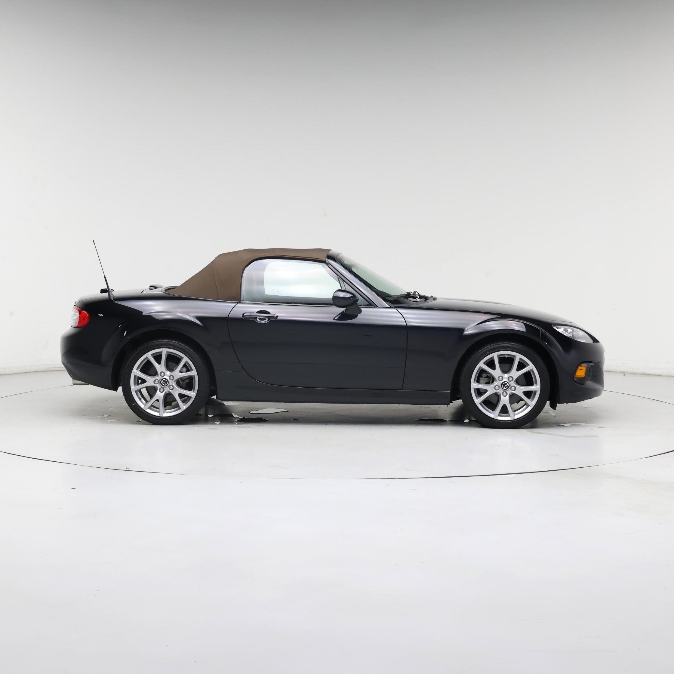 Thumbnail: 2015 Mazda MX-5 Miata - 7