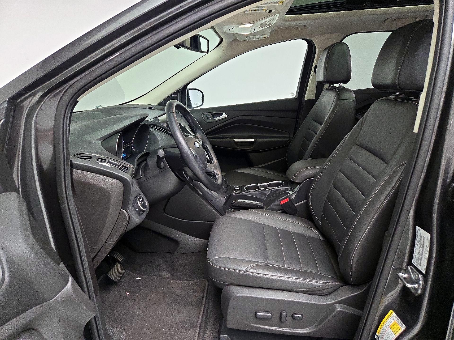 Thumbnail: 2015 Ford Escape - 11
