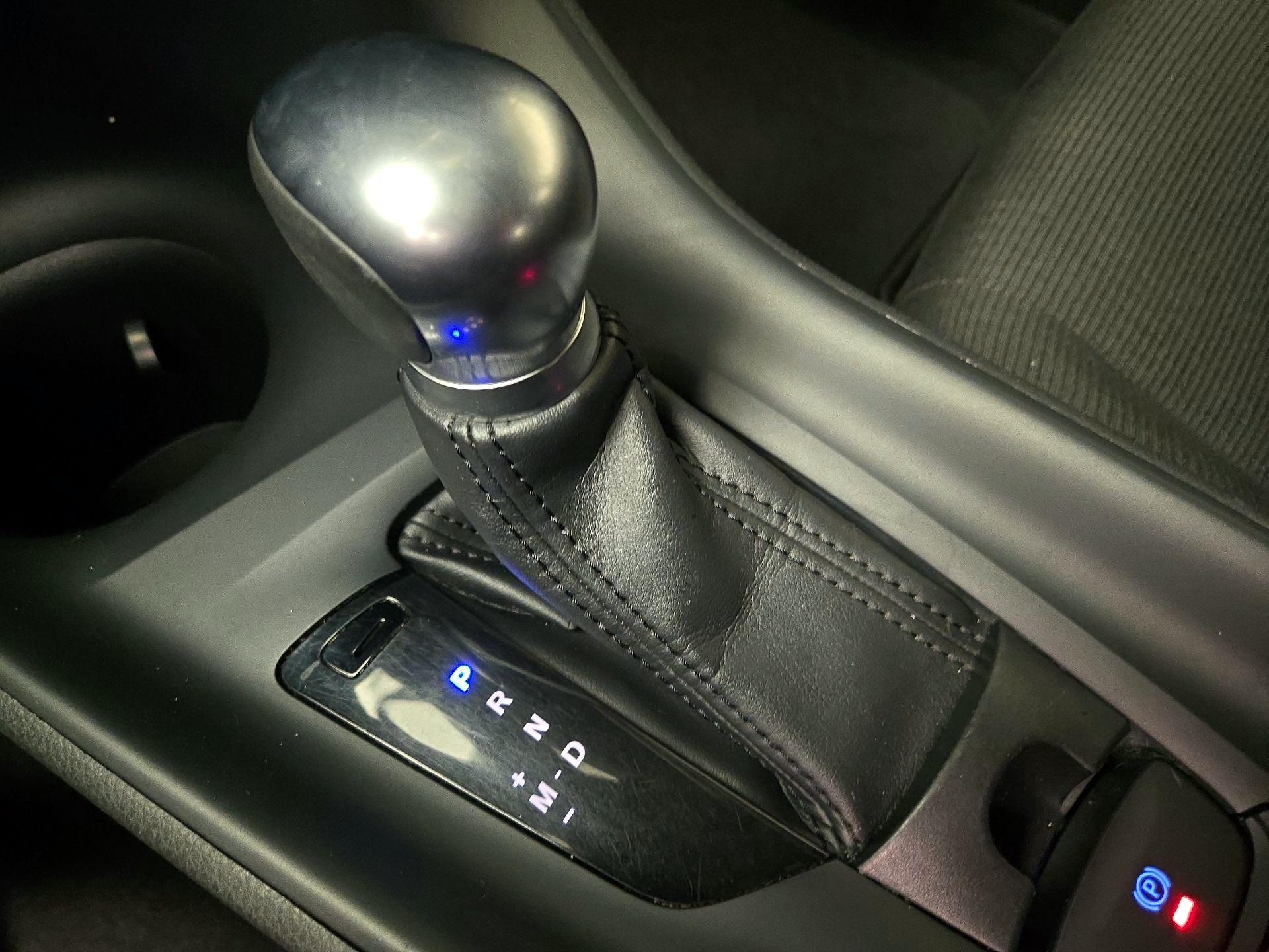 Thumbnail: 2019 Toyota C-HR - 17