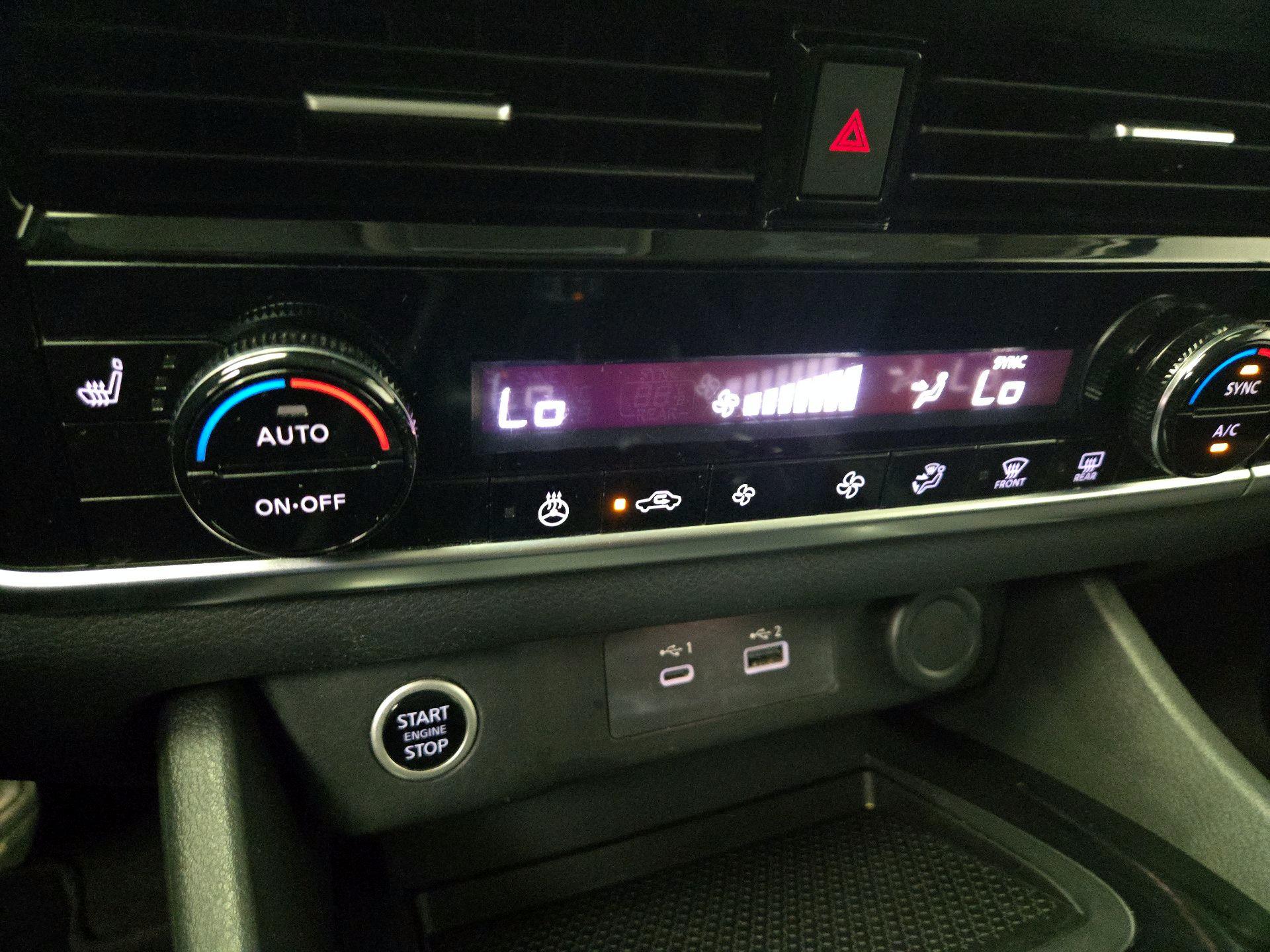 Thumbnail: 2021 Nissan Rogue - 16