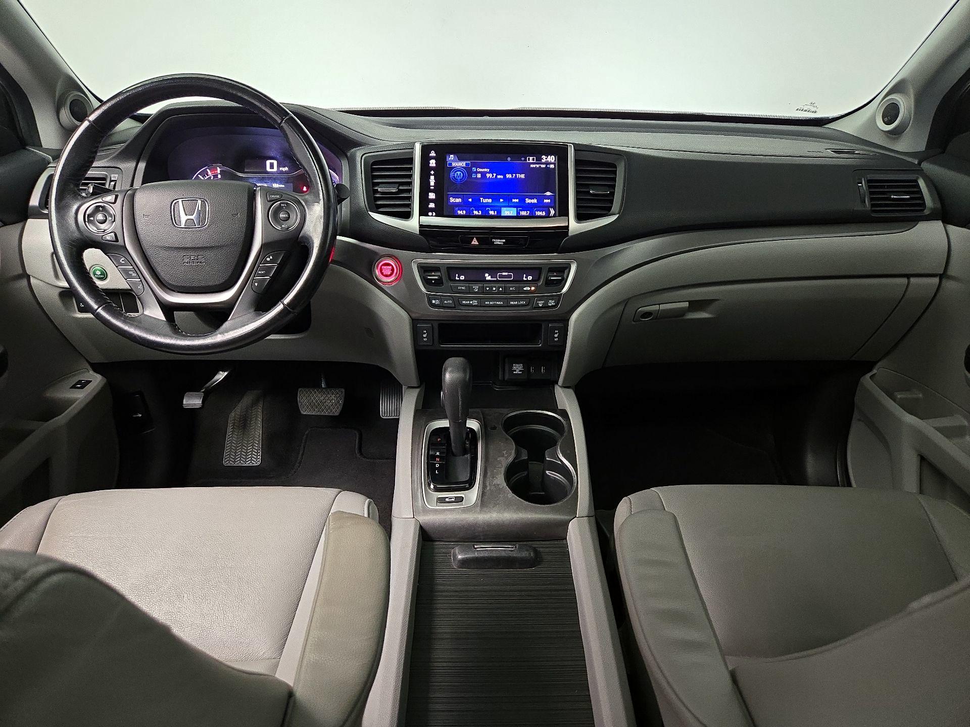 Thumbnail: 2018 Honda Pilot - 9