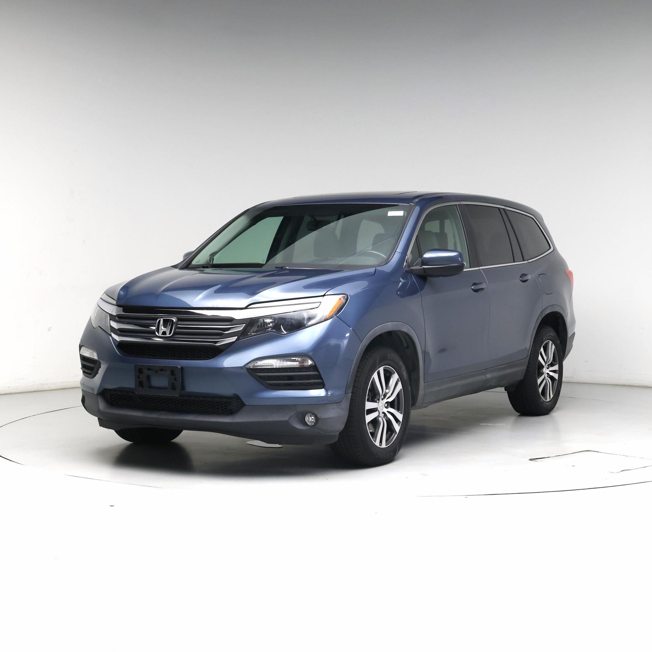 Thumbnail: 2018 Honda Pilot - 4