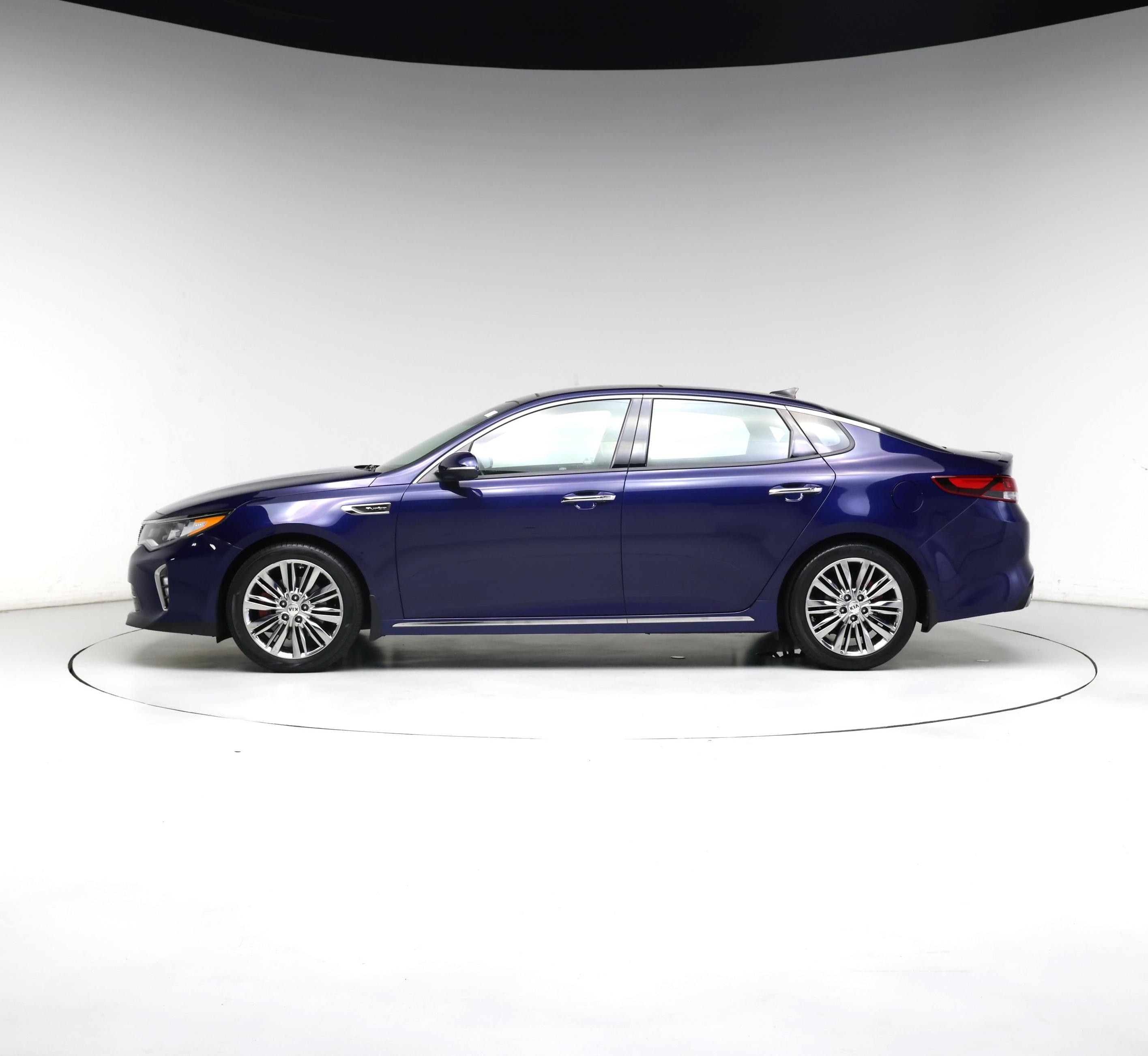 Thumbnail: 2018 Kia Optima - 3