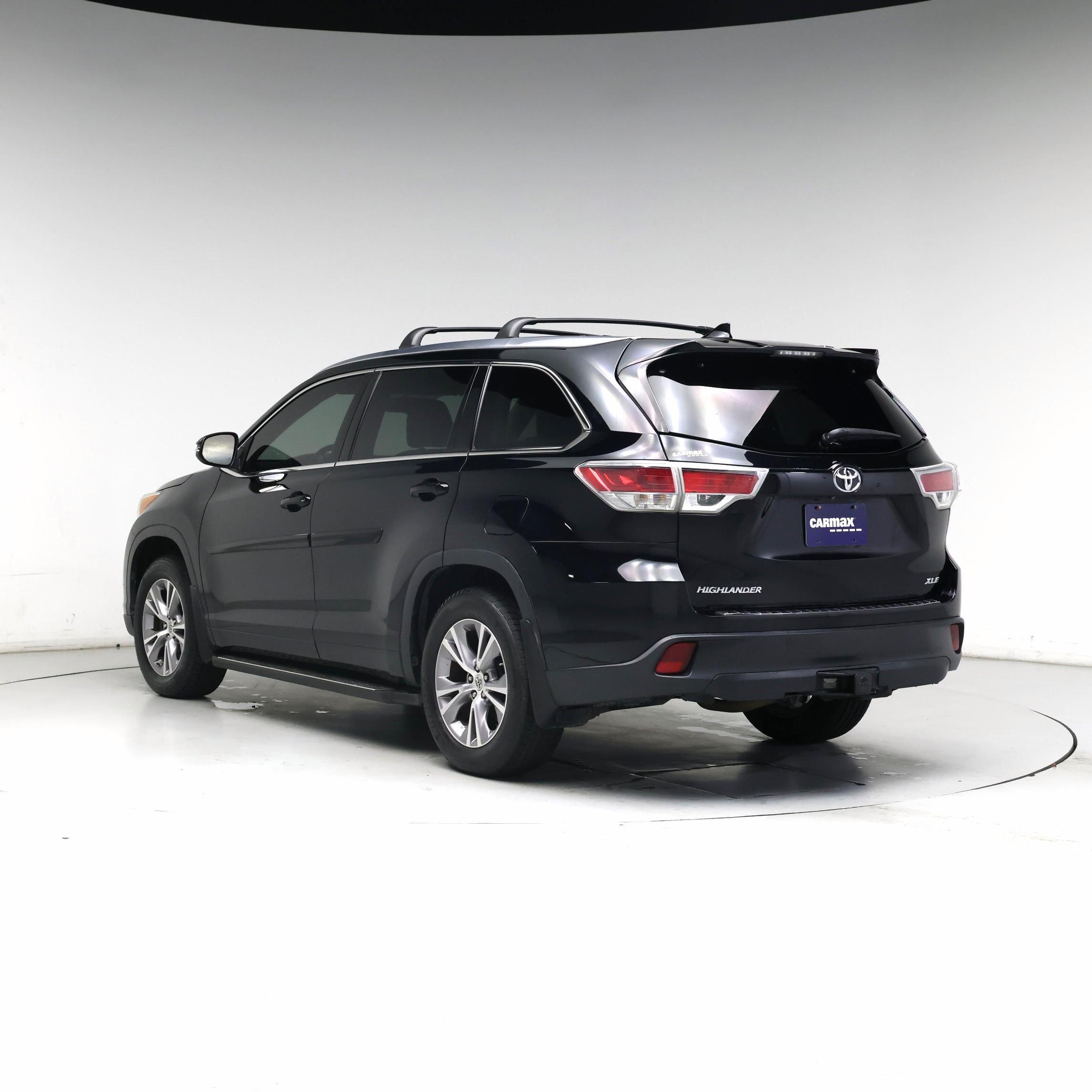 Thumbnail: 2015 Toyota Highlander - 2