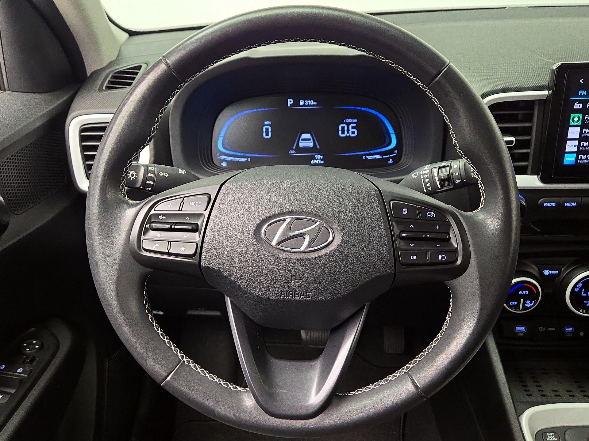 Thumbnail: 2024 Hyundai Venue - 10