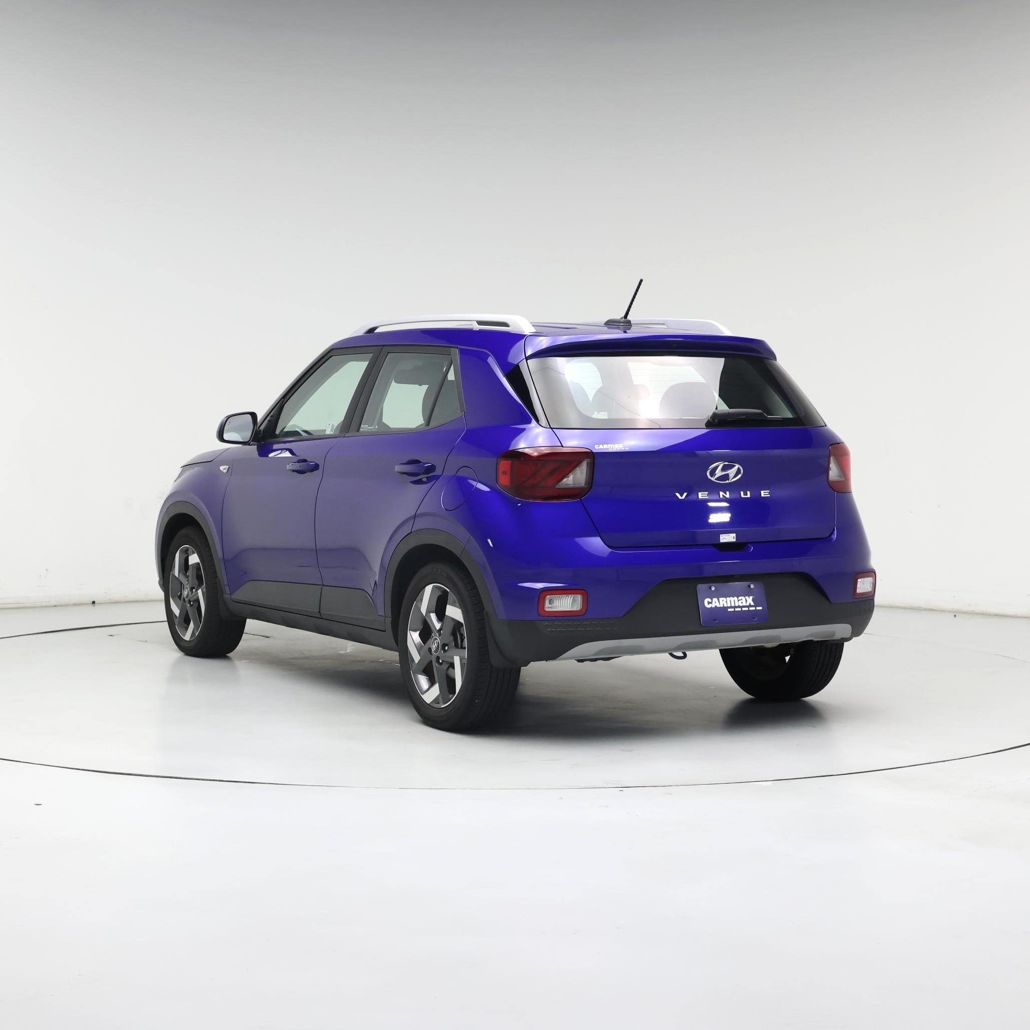 Thumbnail: 2024 Hyundai Venue - 2