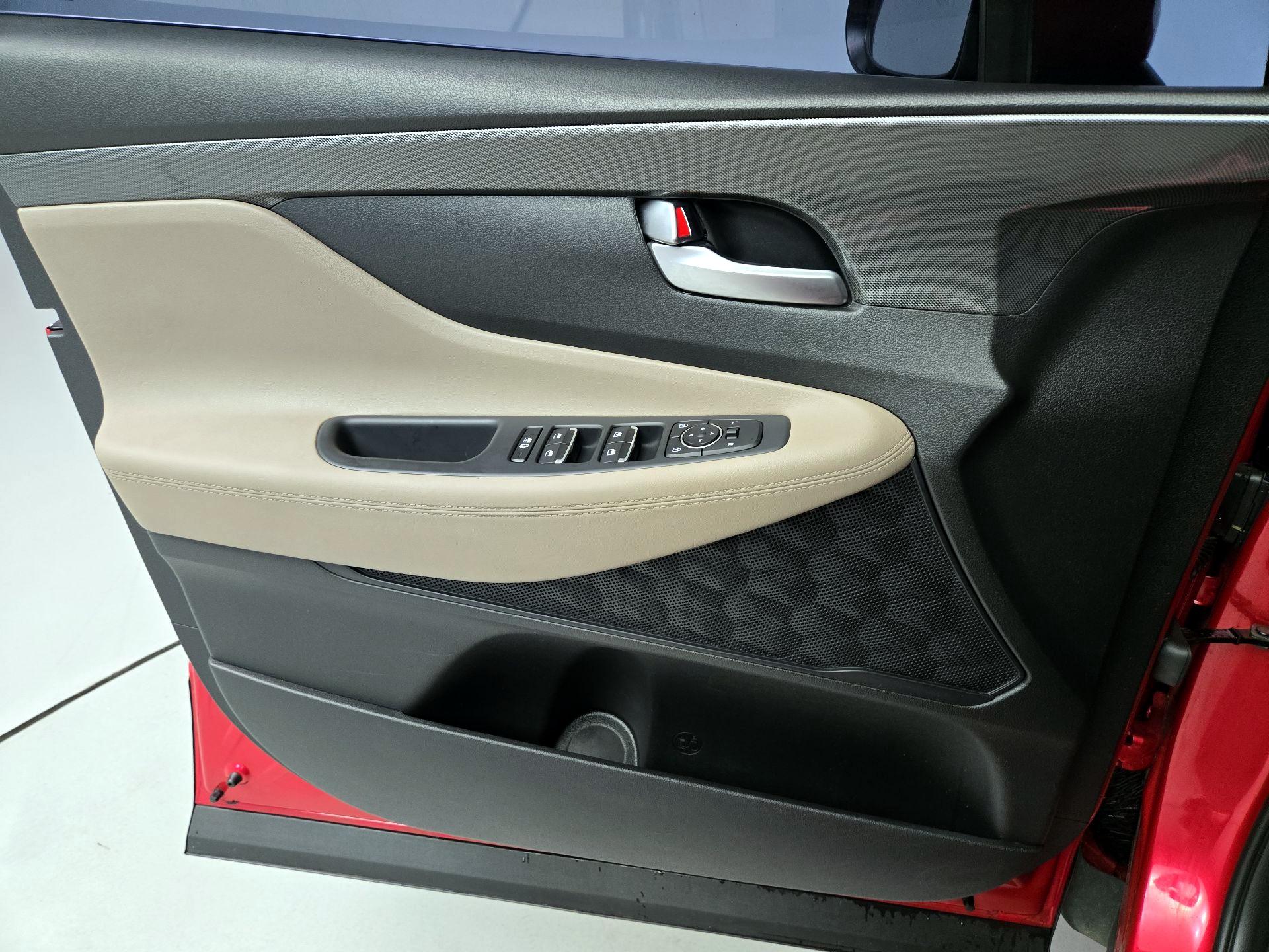 Thumbnail: 2023 Hyundai Santa Fe - 12
