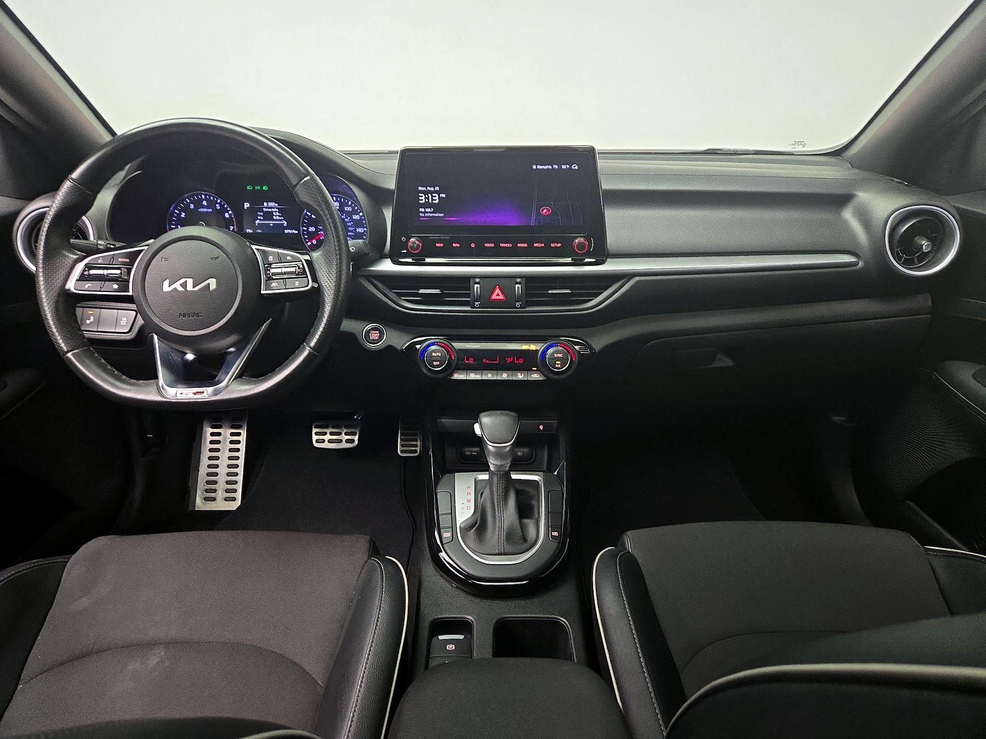 Thumbnail: 2024 Kia Forte - 9
