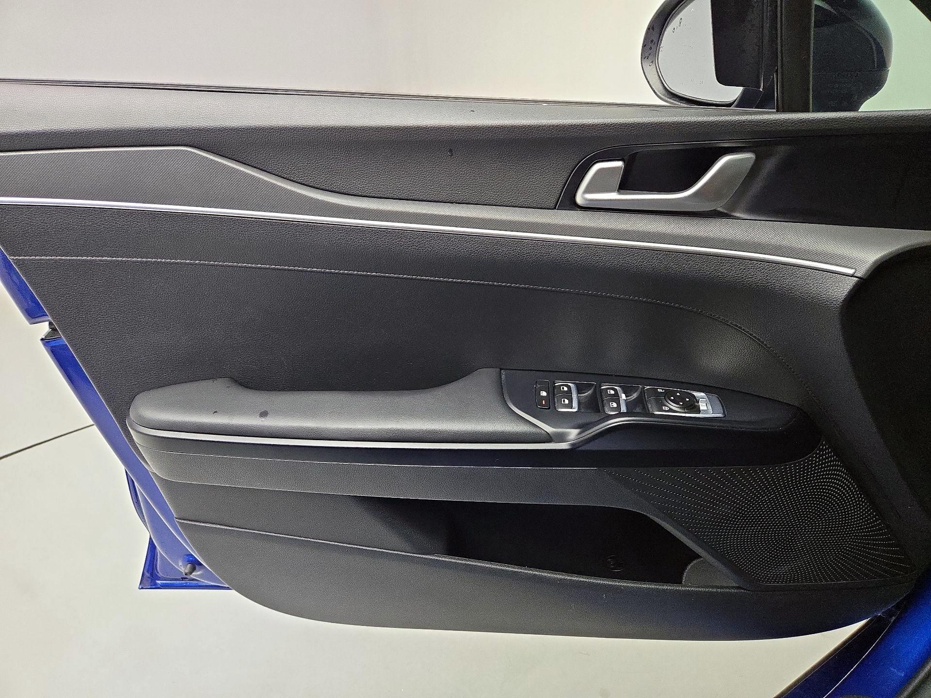 Thumbnail: 2022 Kia K5 - 12