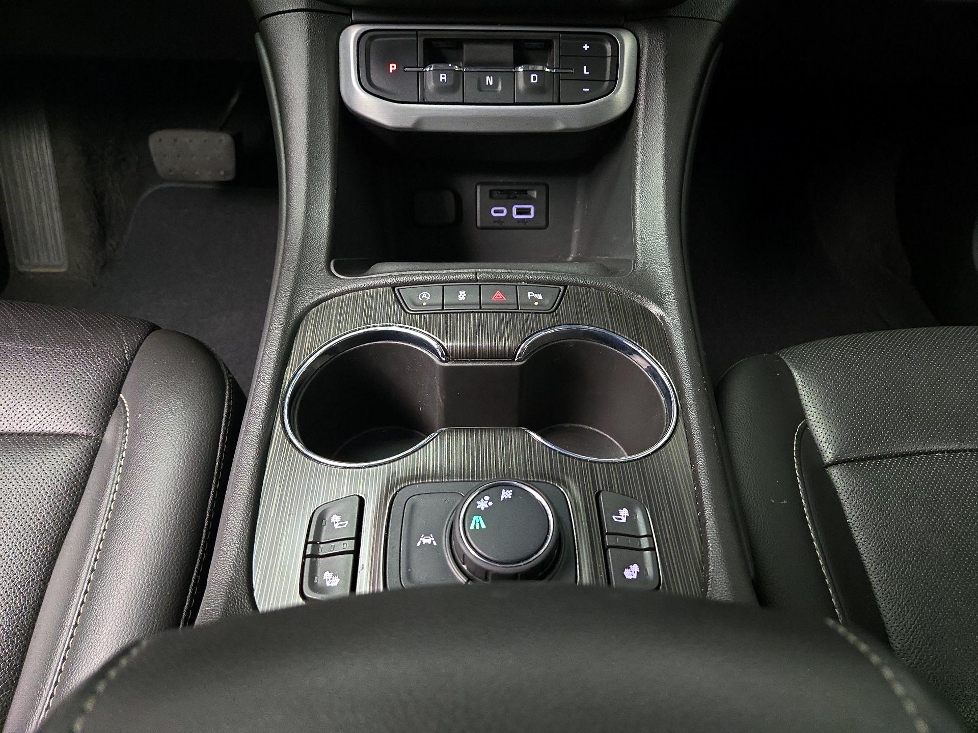 Thumbnail: 2023 GMC Acadia - 18