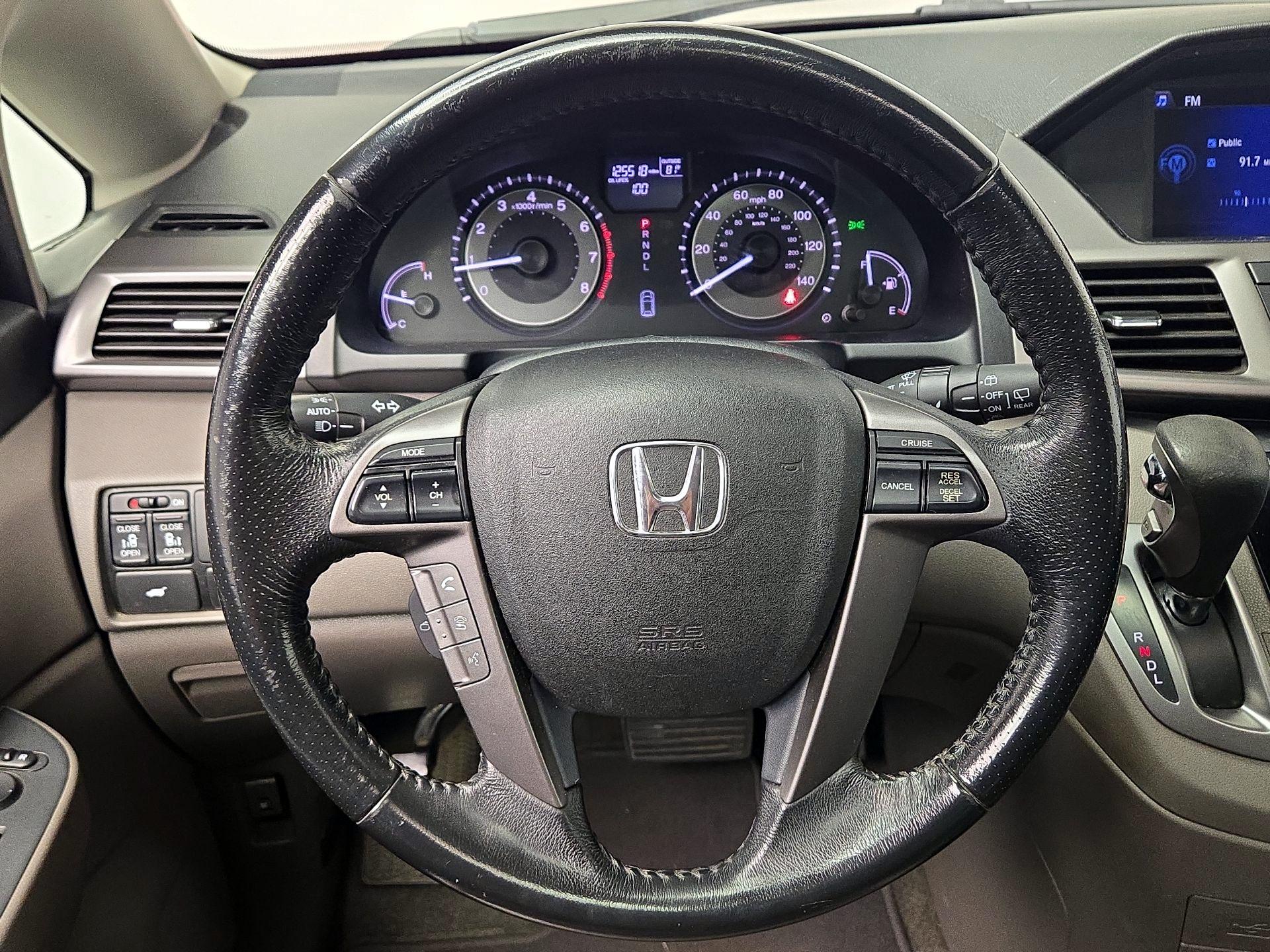 Thumbnail: 2014 Honda Odyssey - 10
