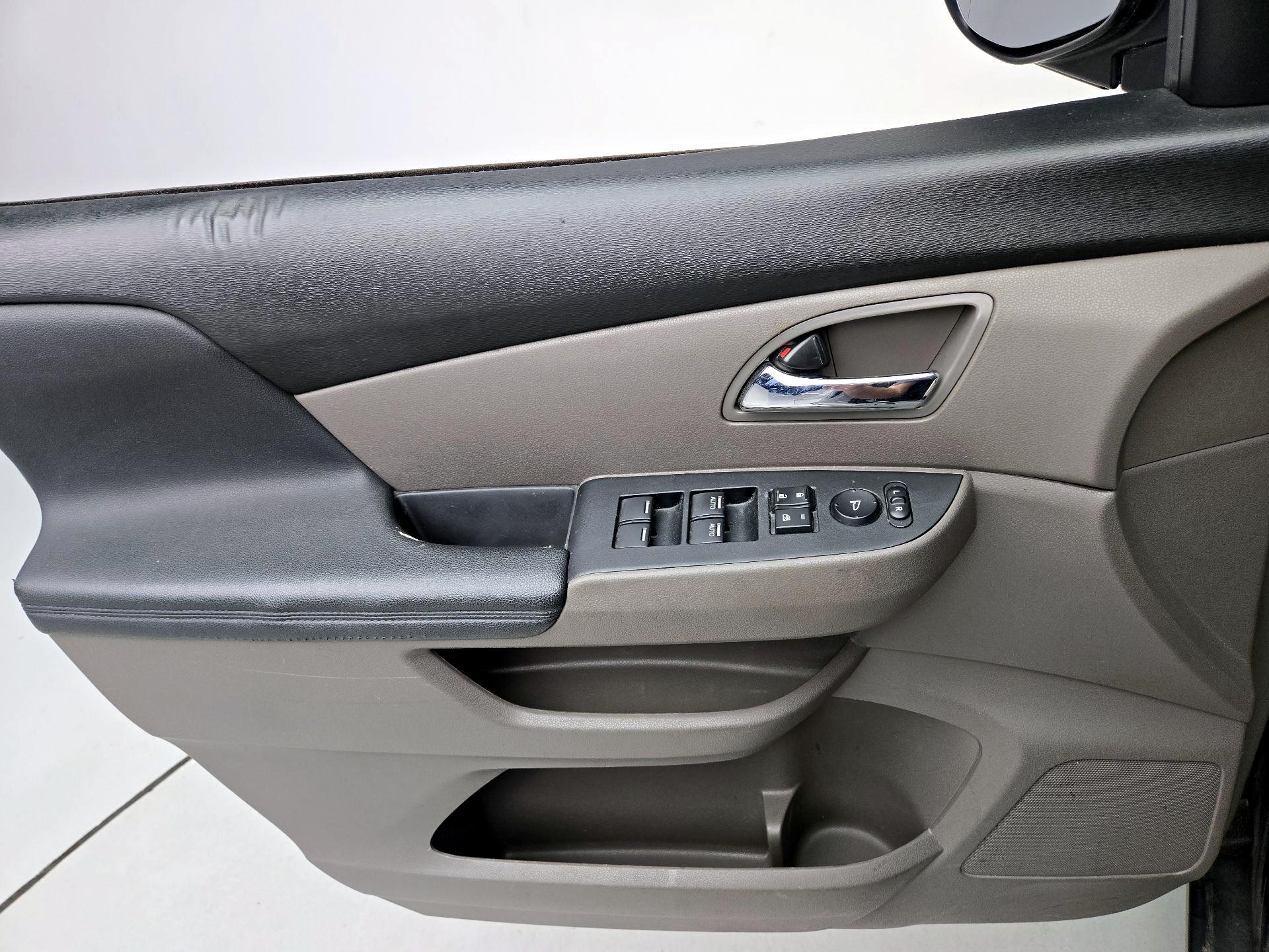 Thumbnail: 2014 Honda Odyssey - 12