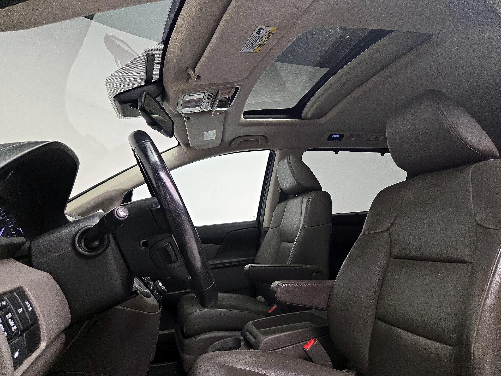 Thumbnail: 2014 Honda Odyssey - 19