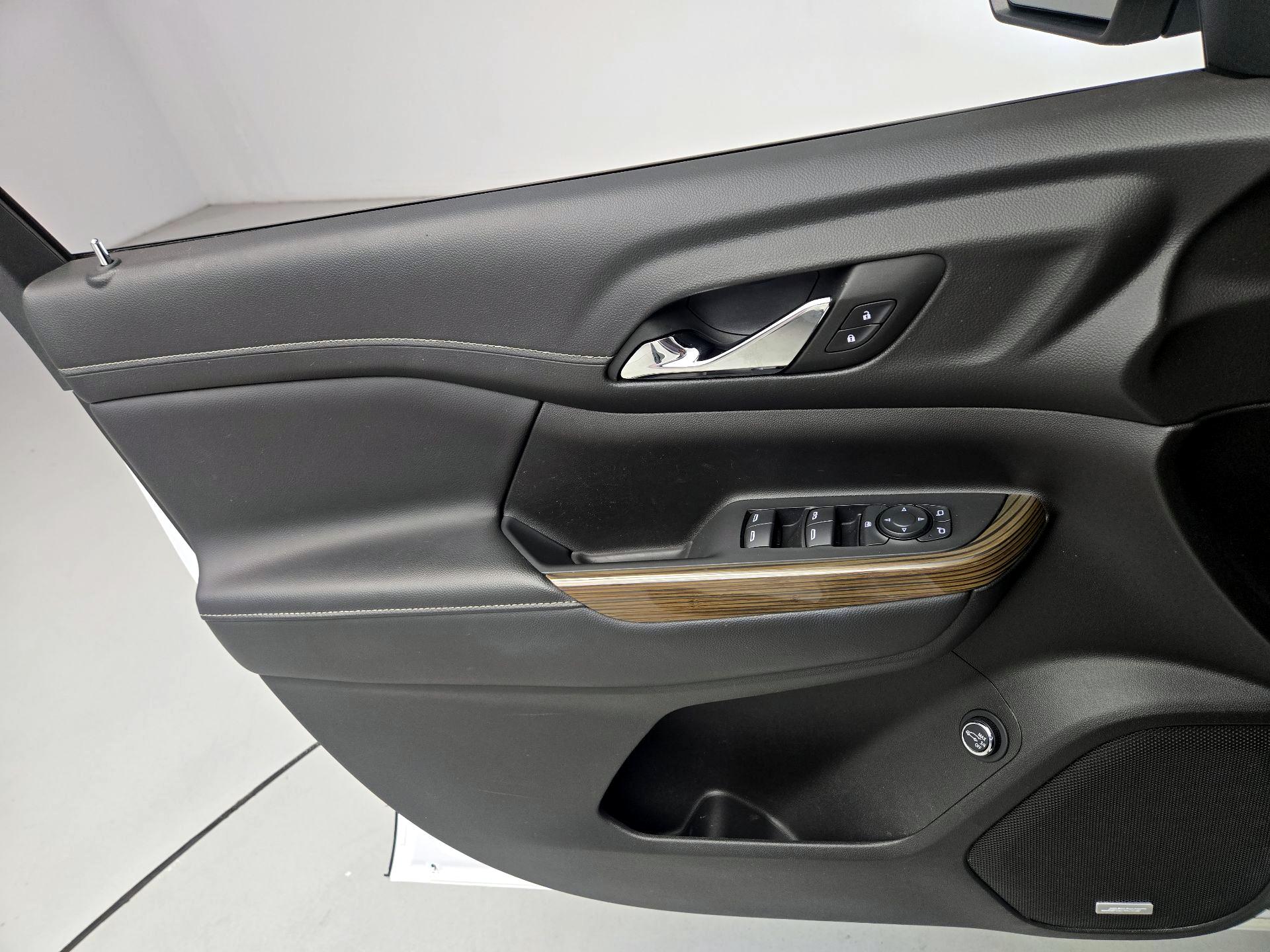 Thumbnail: 2022 GMC Acadia - 12