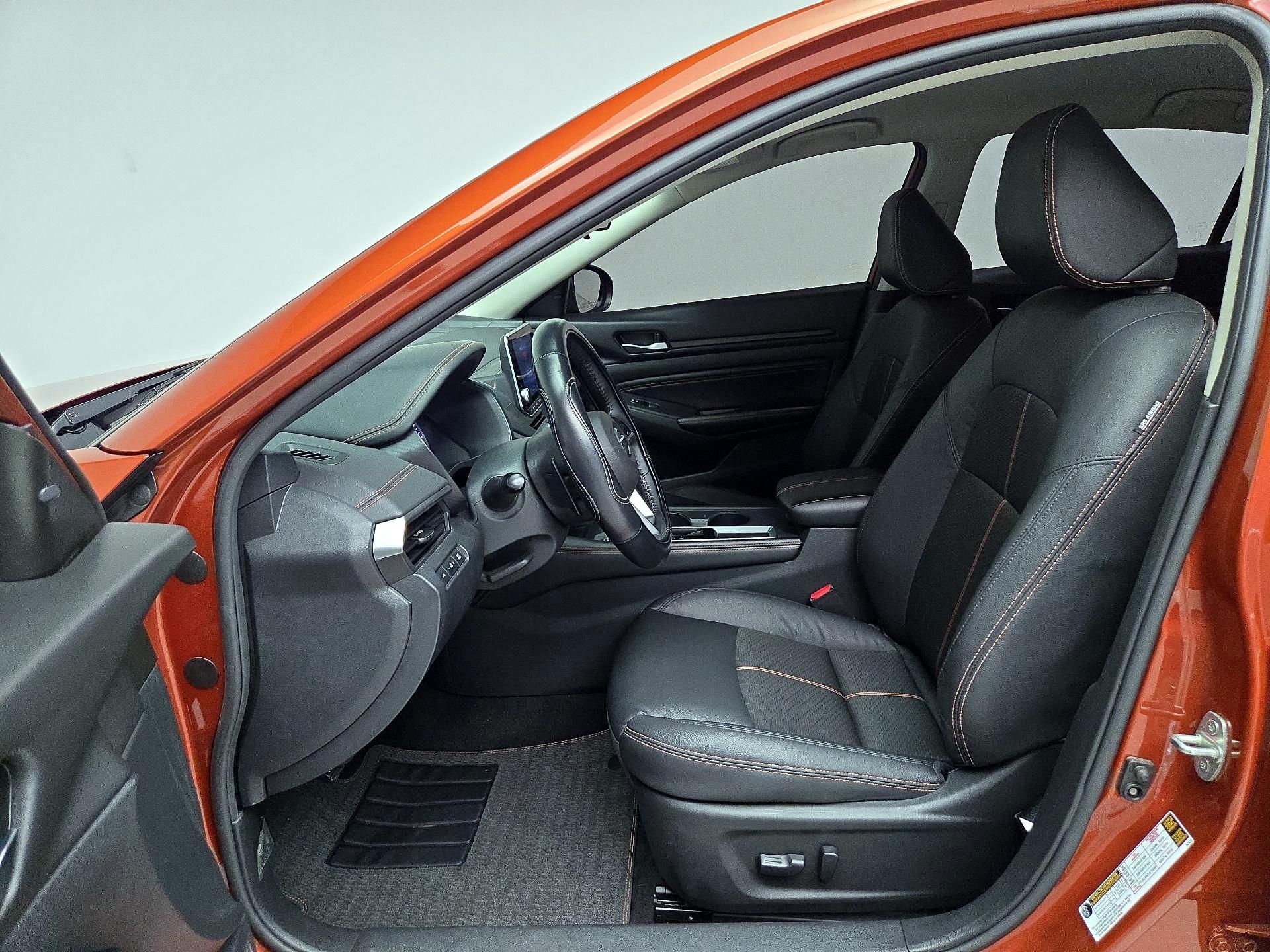 Thumbnail: 2021 Nissan Altima - 11