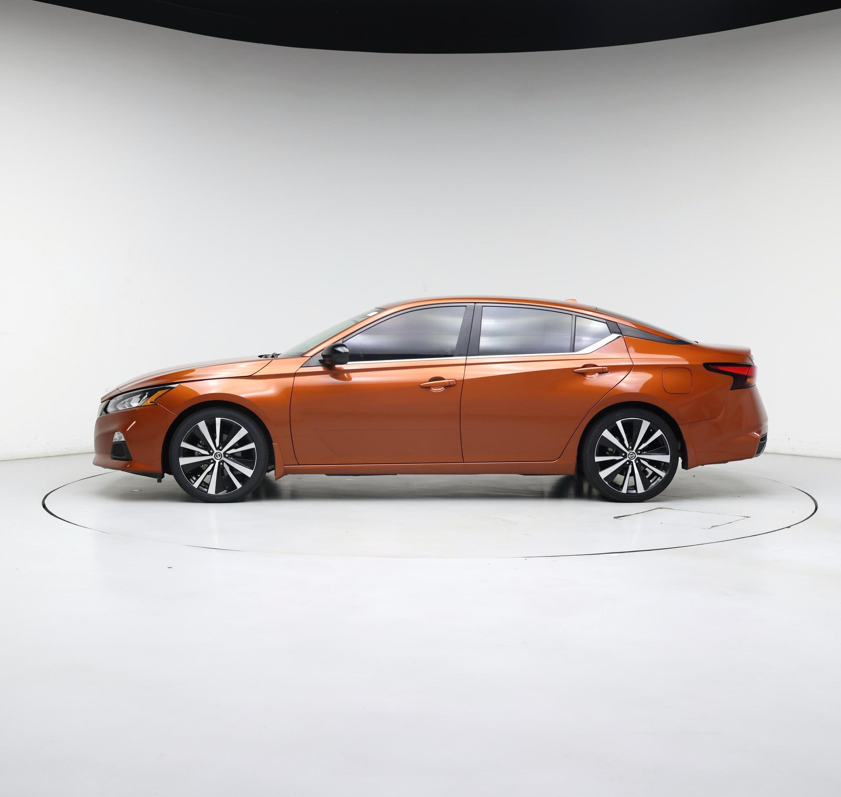 Thumbnail: 2021 Nissan Altima - 3