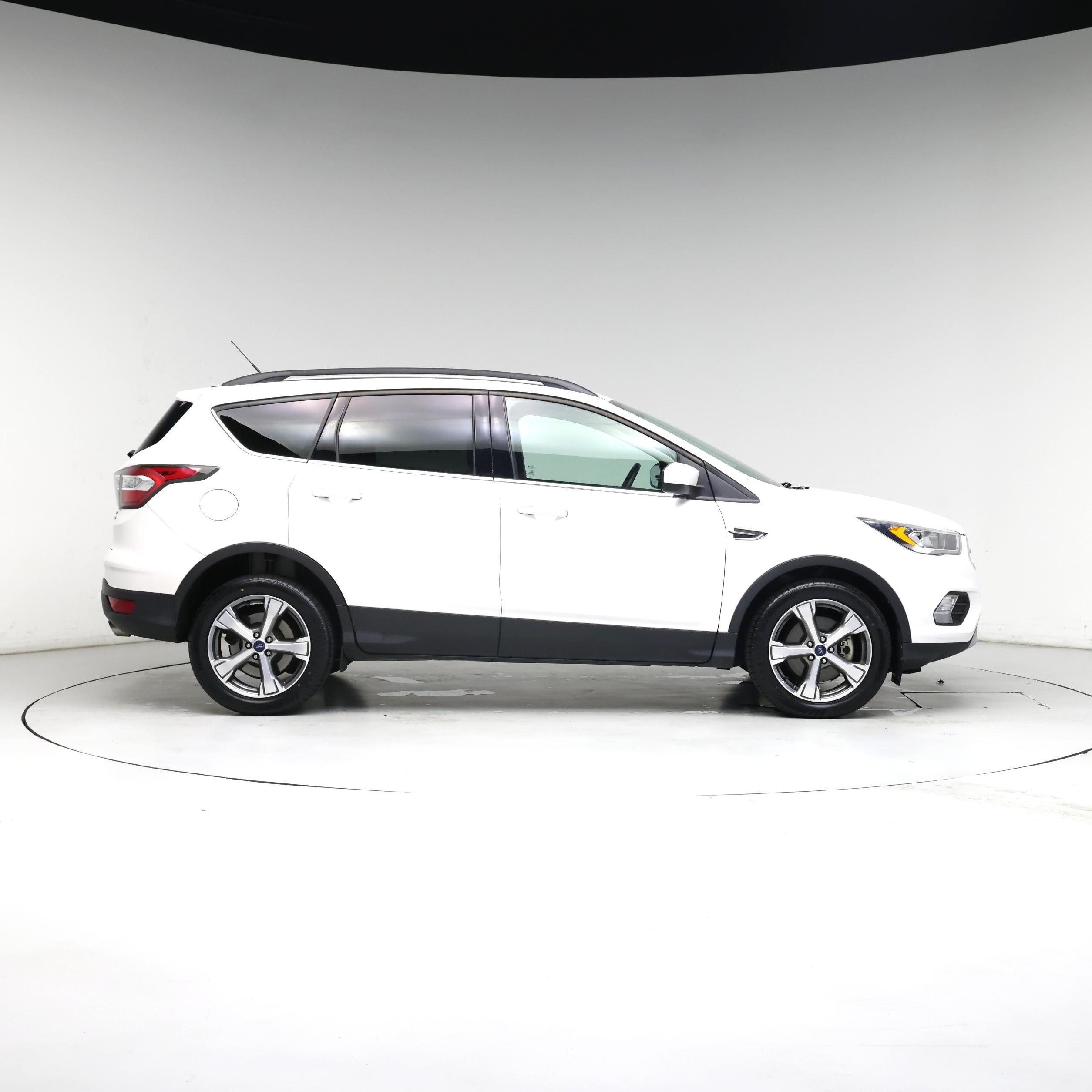 Thumbnail: 2017 Ford Escape - 7