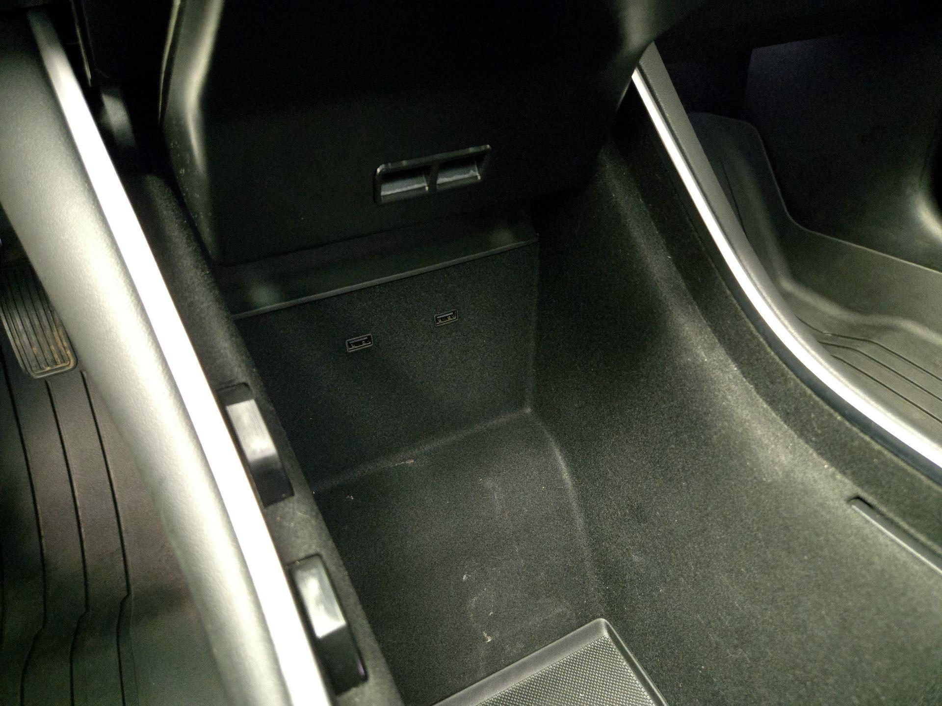 Thumbnail: 2020 Tesla Model 3 - 18