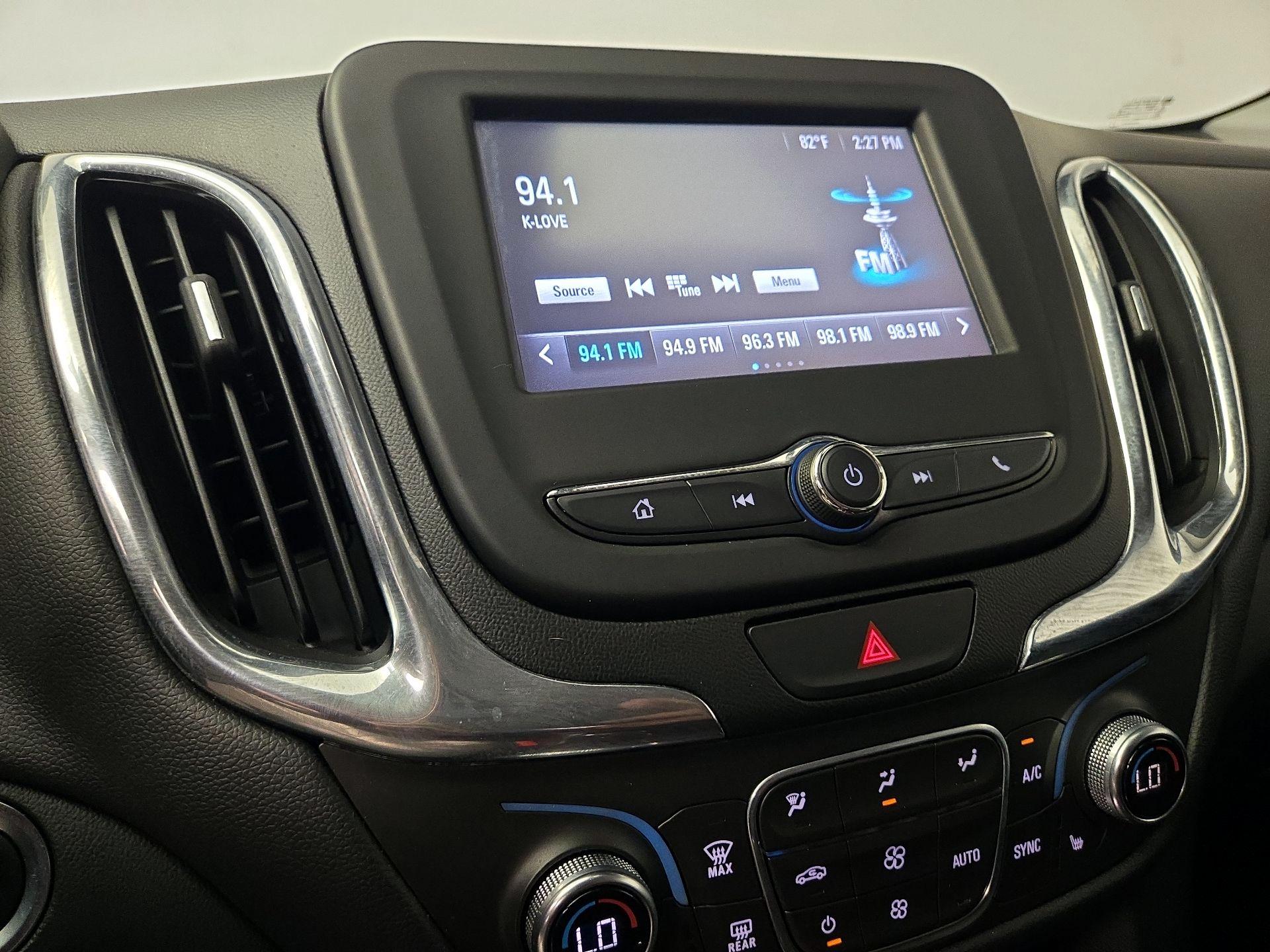 Thumbnail: 2018 Chevrolet Equinox - 15