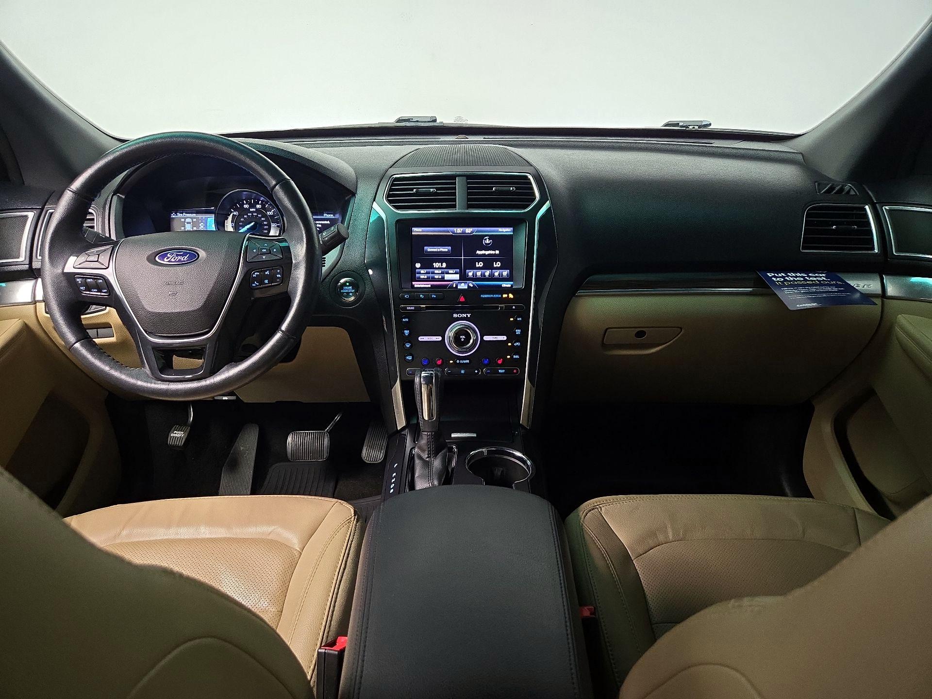 Thumbnail: 2016 Ford Explorer - 9