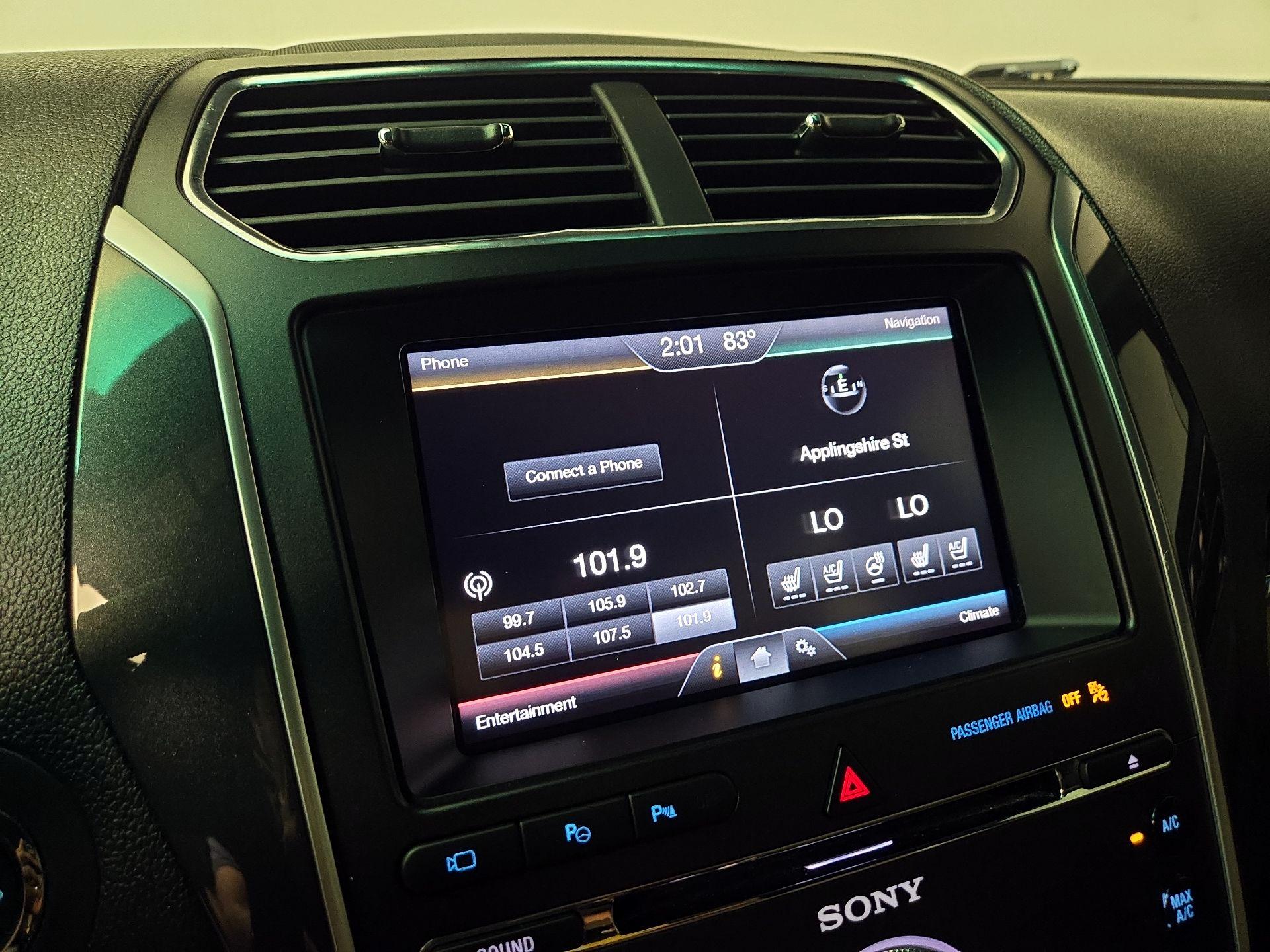Thumbnail: 2016 Ford Explorer - 16