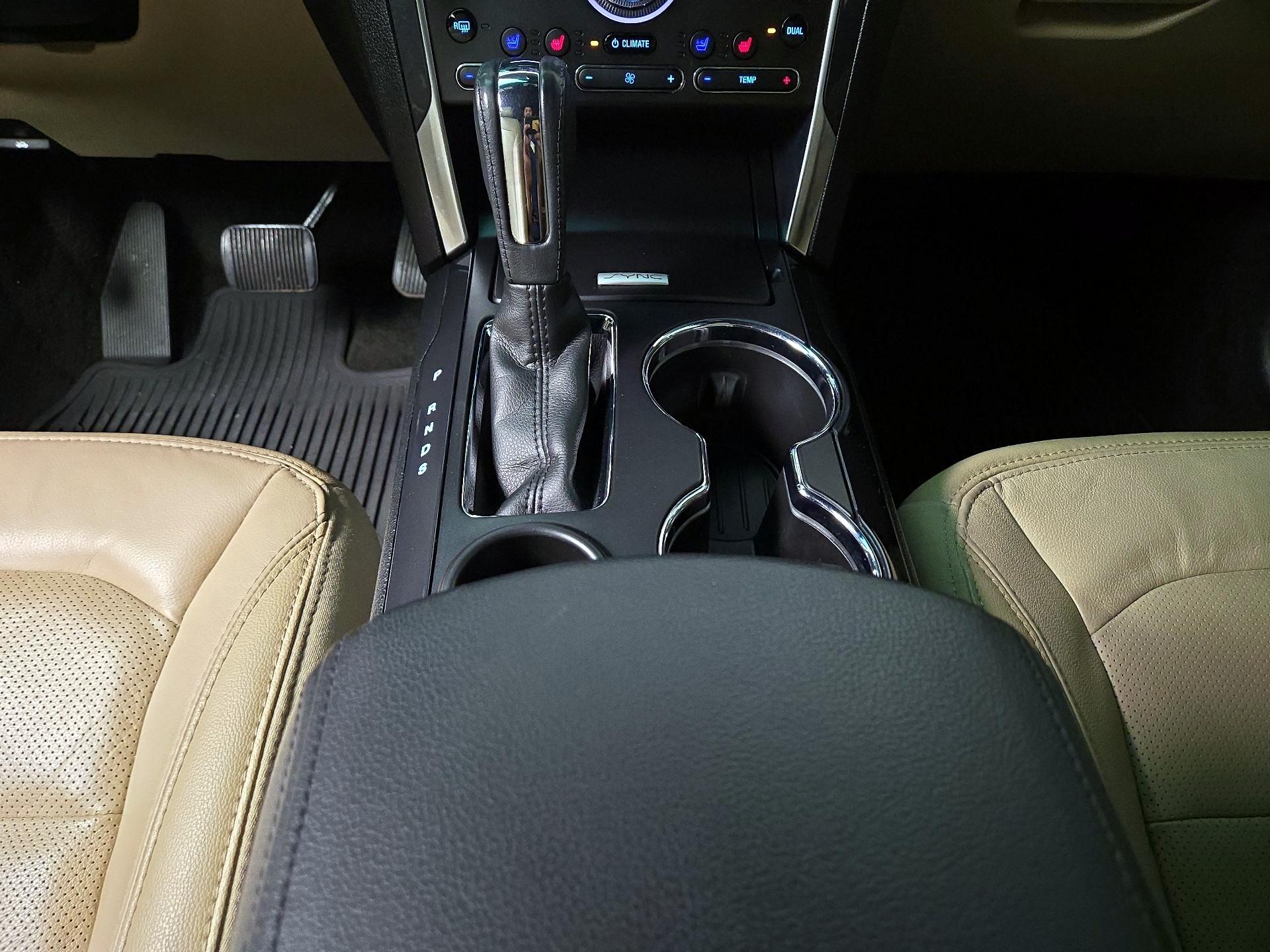 Thumbnail: 2016 Ford Explorer - 18