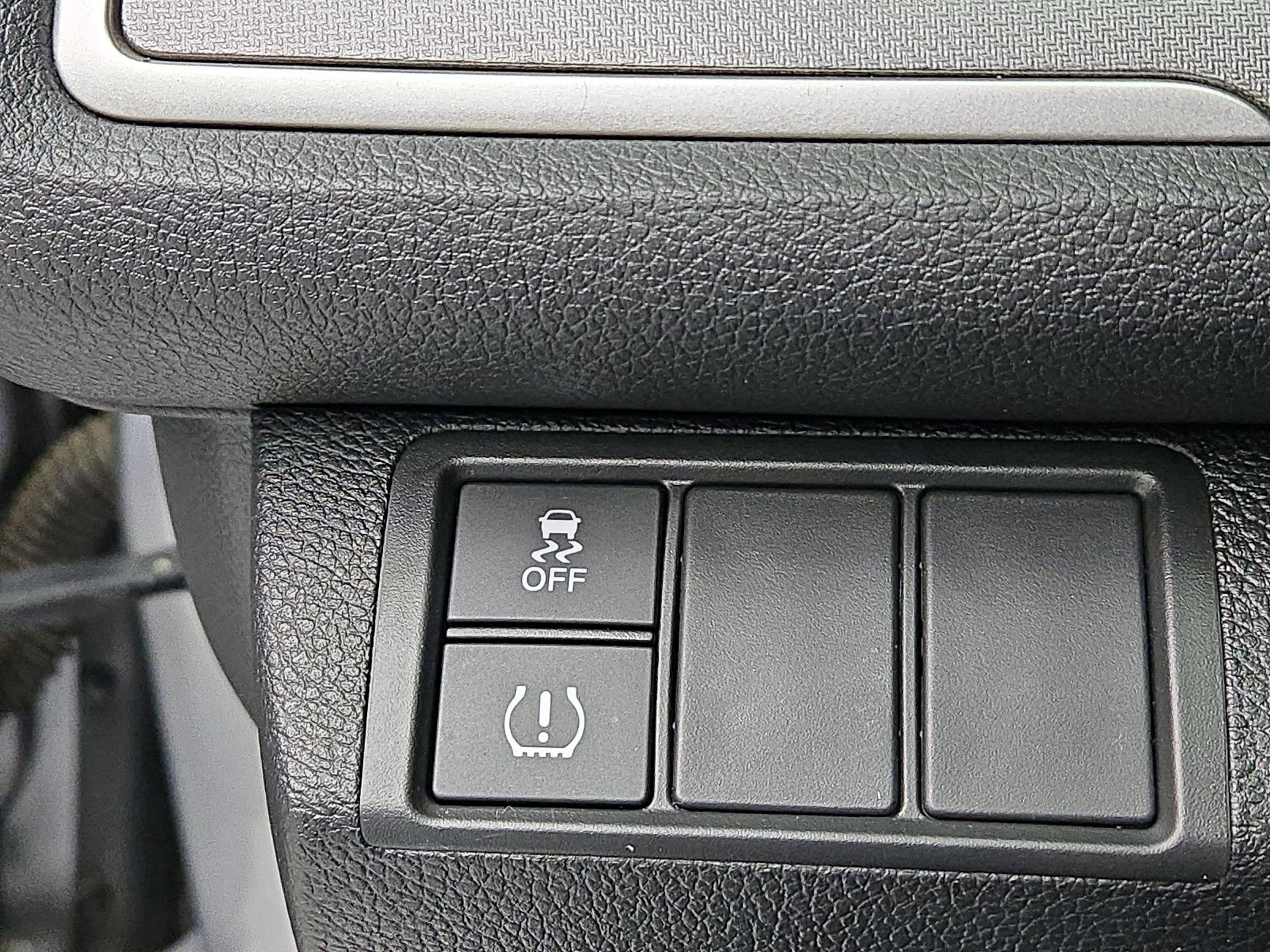 Thumbnail: 2016 Honda Civic - 13