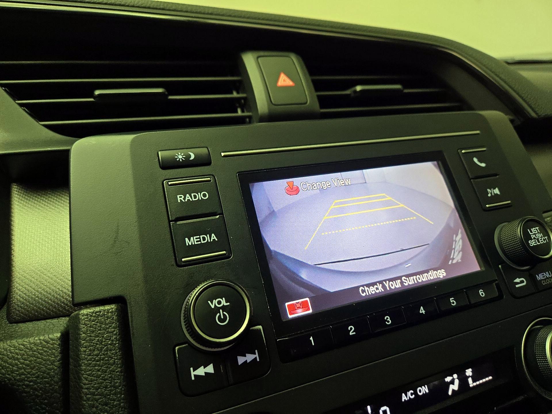 Thumbnail: 2016 Honda Civic - 14